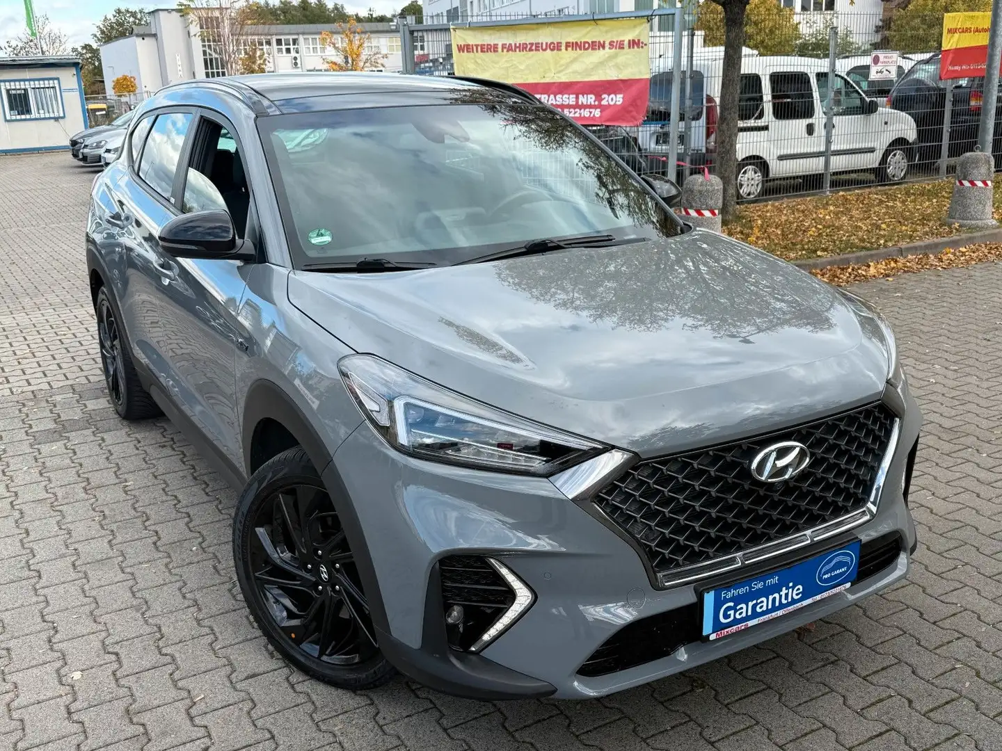 Hyundai TUCSON 2.0 CRDI N-Line Mild-Hybrid 4WD*PANO*VOLL Gris - 1