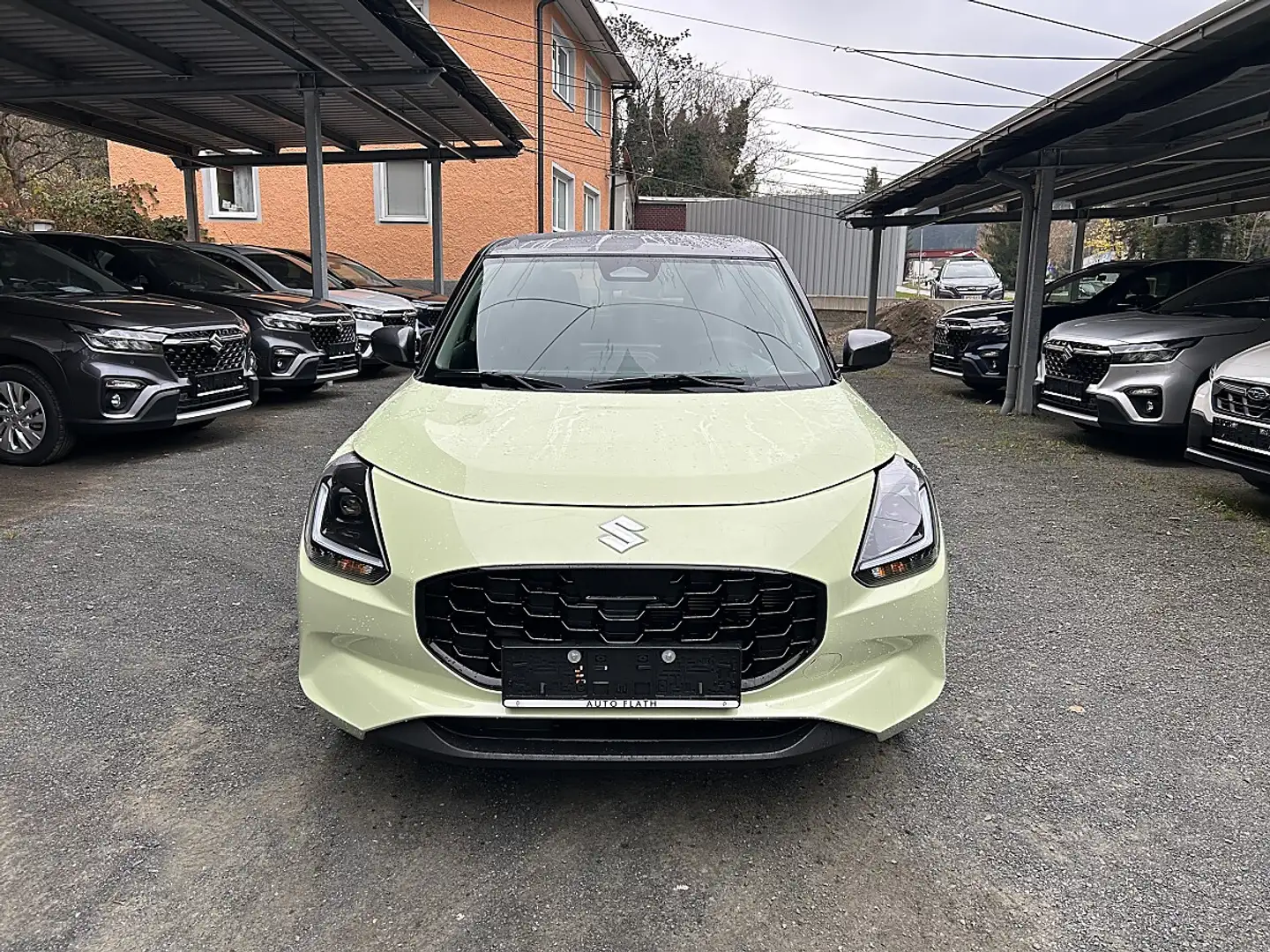 Suzuki Swift 1,2 Hybrid Allgrip Shine Gelb - 2
