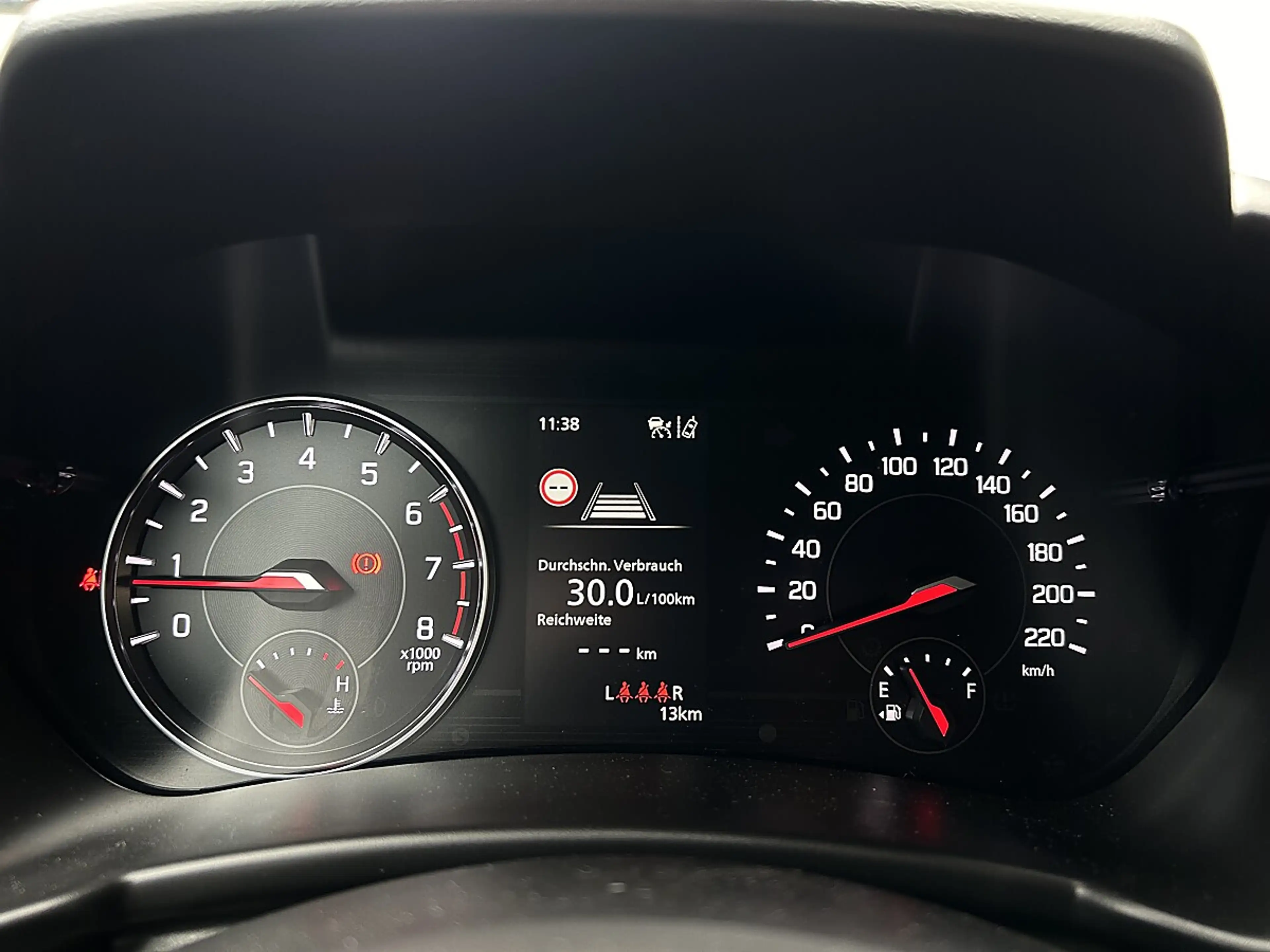 Suzuki Swift 1,2 Hybrid Allgrip Shine — photo 9