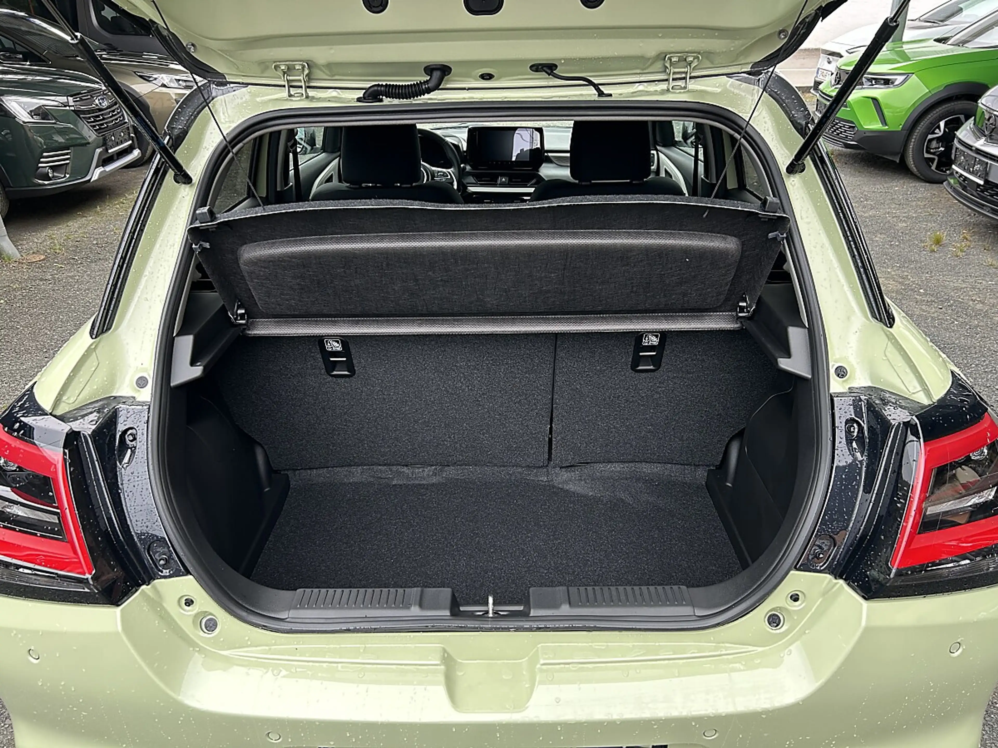 Suzuki Swift 1,2 Hybrid Allgrip Shine — photo 15