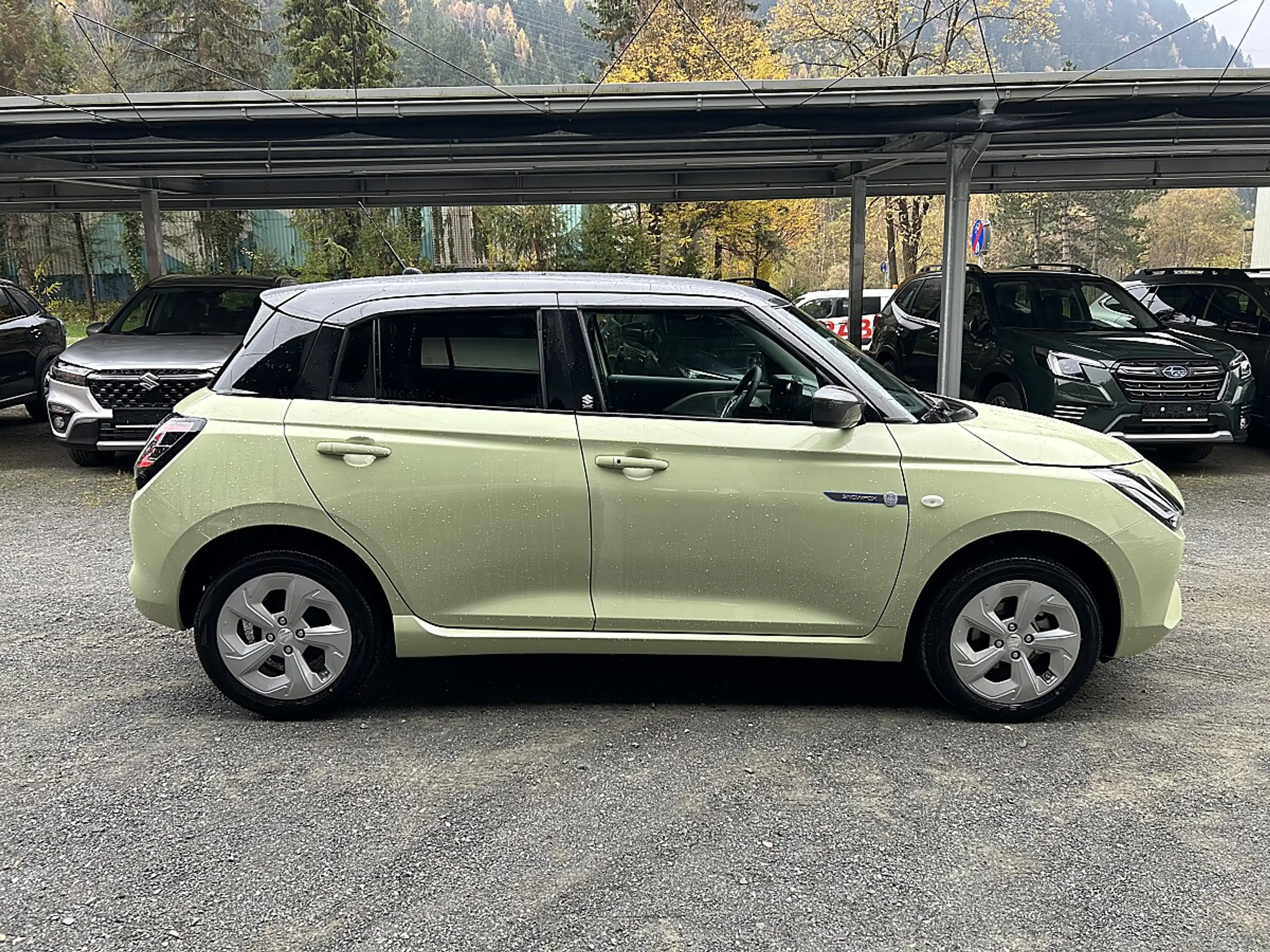Suzuki Swift 1,2 Hybrid Allgrip Shine — photo 4