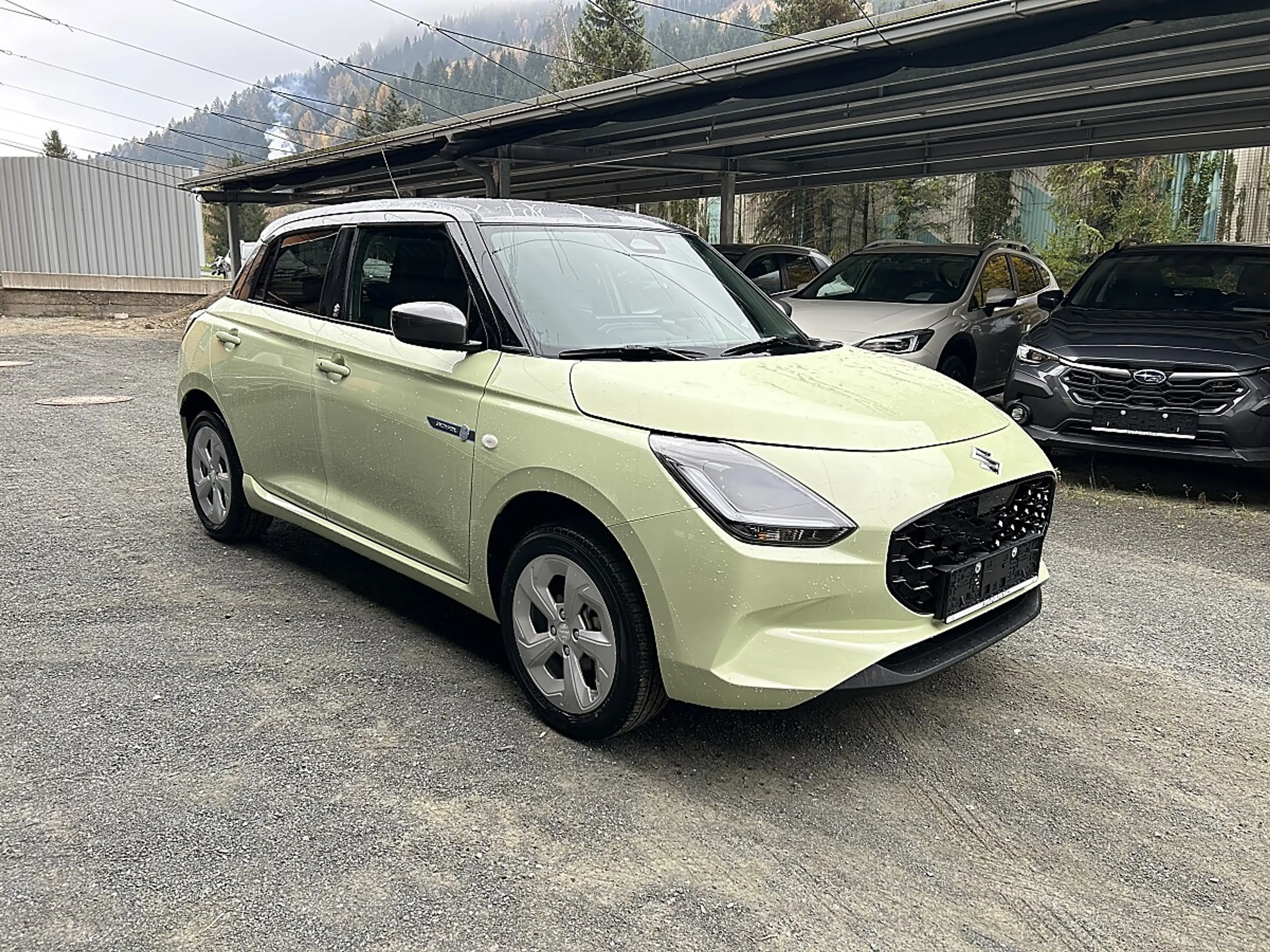 Suzuki Swift 1,2 Hybrid Allgrip Shine — photo 3