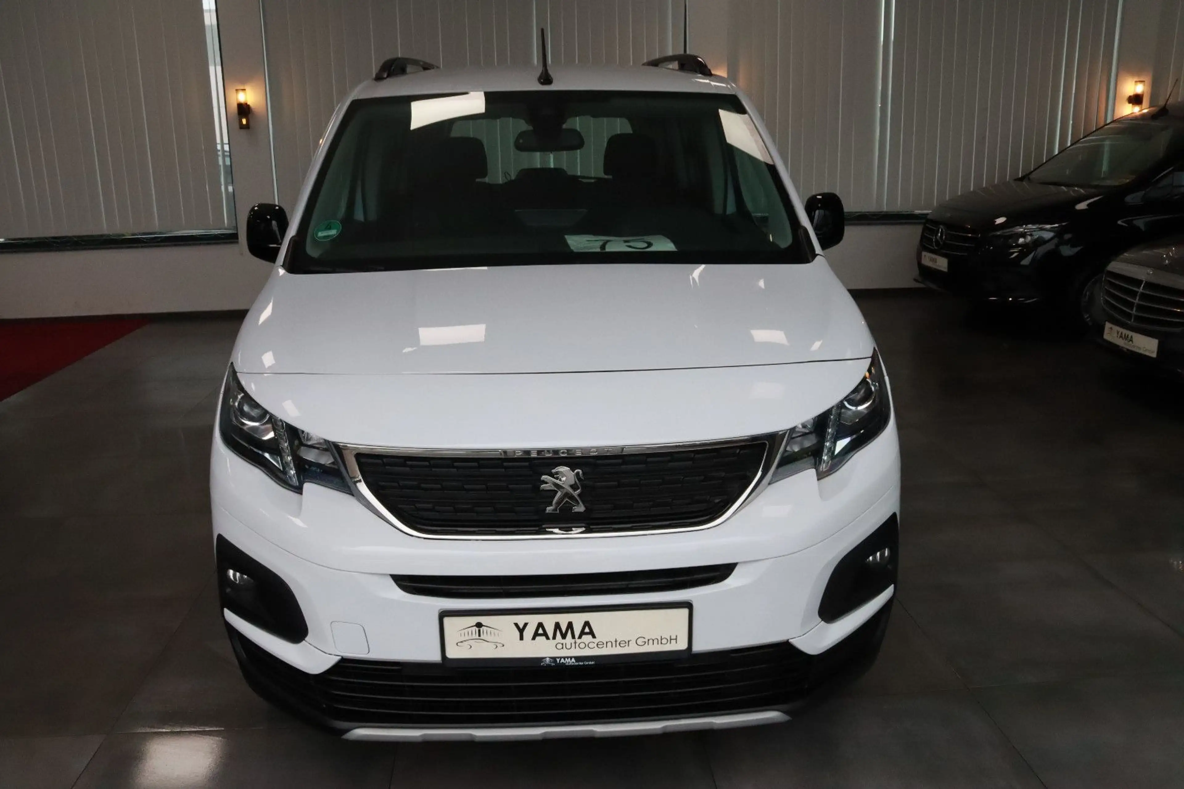 Peugeot Rifter Allure 1.5 BlueHDI * 1.HAND + 5-SITZER * — photo 2