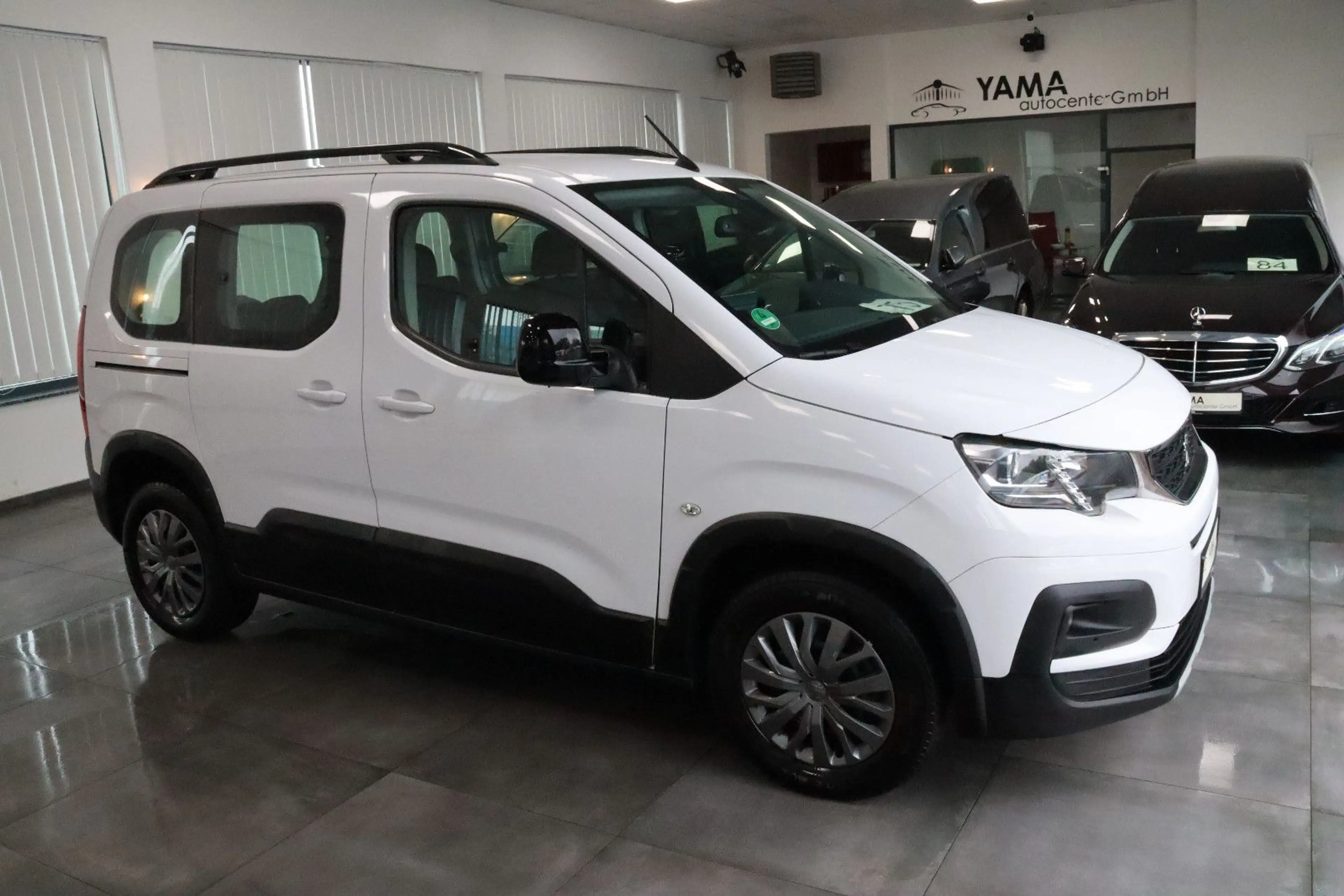 Peugeot Rifter Allure 1.5 BlueHDI * 1.HAND + 5-SITZER * — photo 4