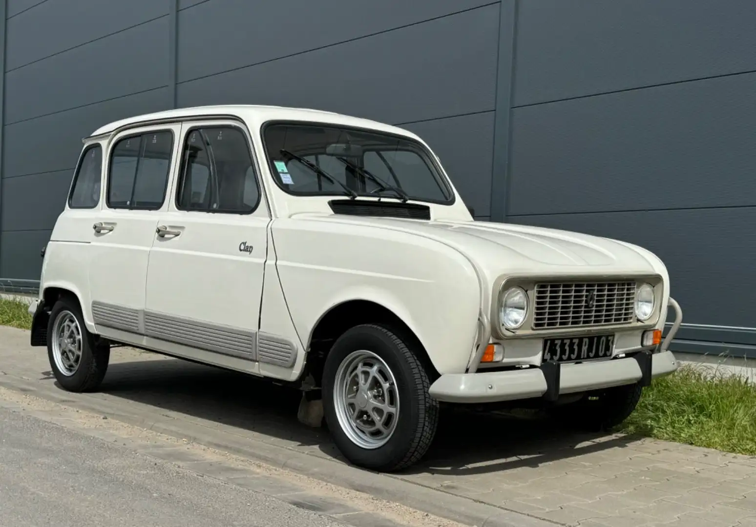 Renault R 4 GTL  Clan 2 Hand  34tkm Original!!! bijela - 2