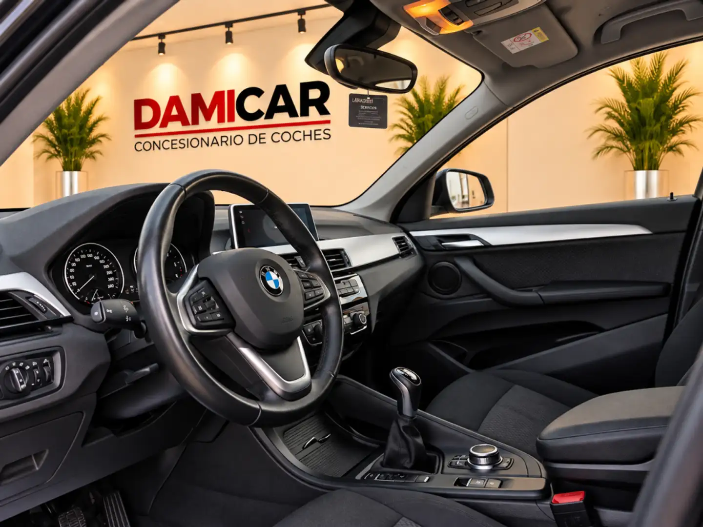 BMW X1 sDrive 16d Business Negro - 2