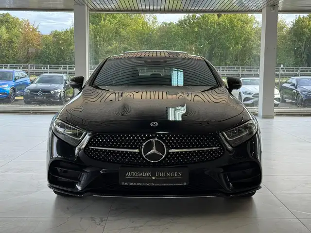 Mercedes-Benz CLS view 2