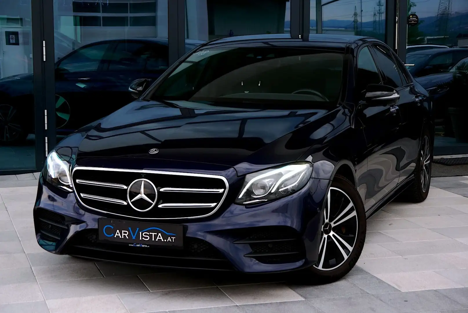 Mercedes-Benz E 400 E-Klasse AMG Line 4Matic Blau - 2