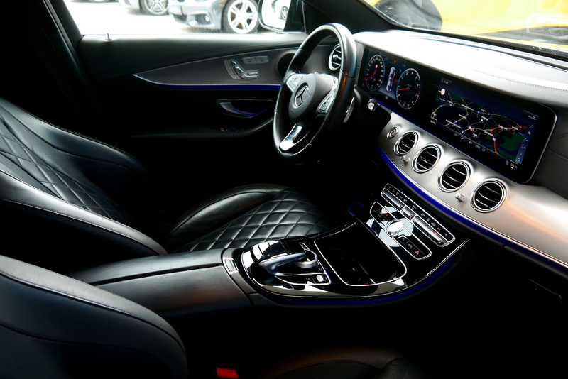 Mercedes-Benz E 400 E-Klasse AMG Line 4Matic — photo 12