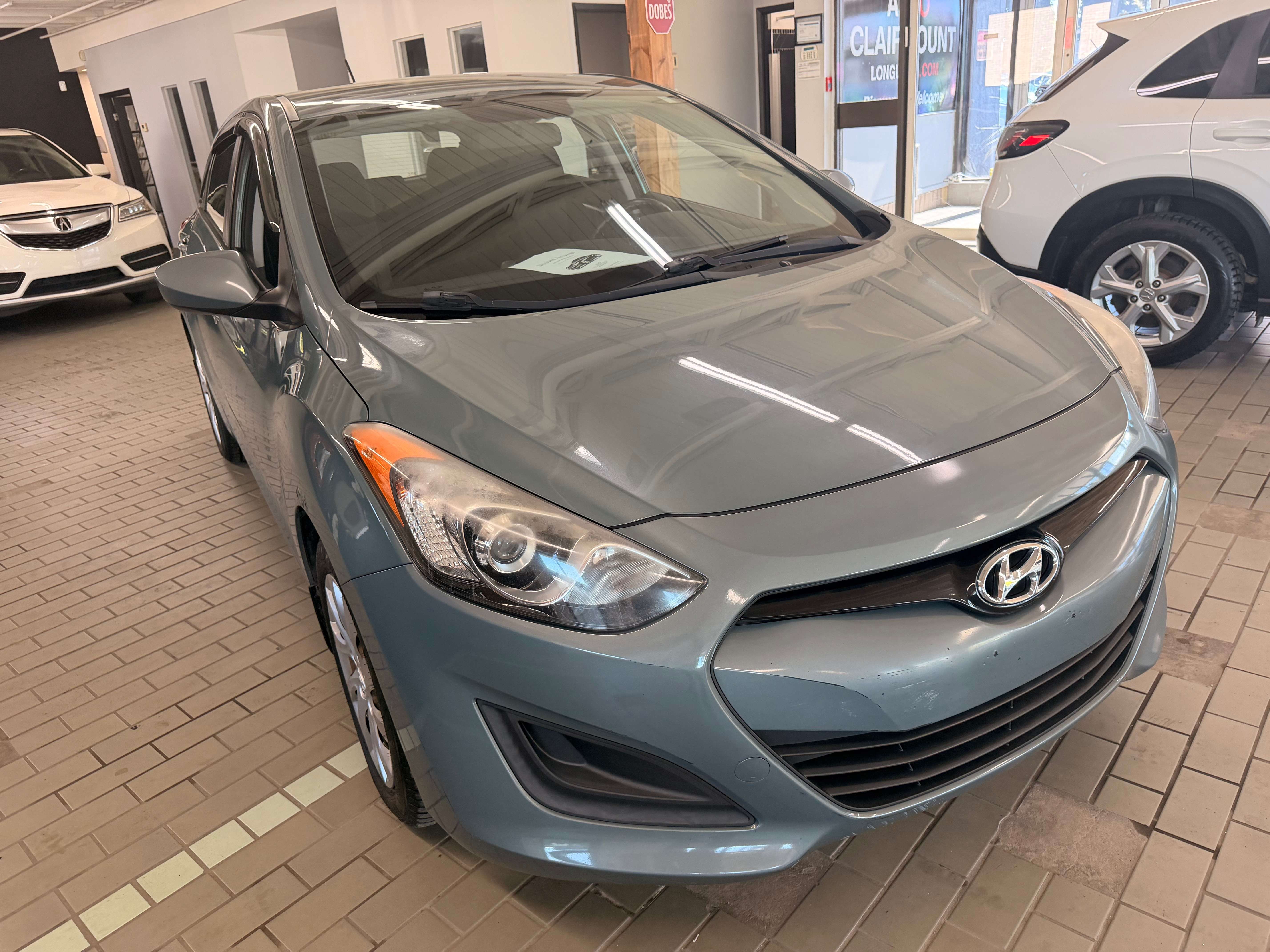 2013 Hyundai Elantra GT GL - Image 5