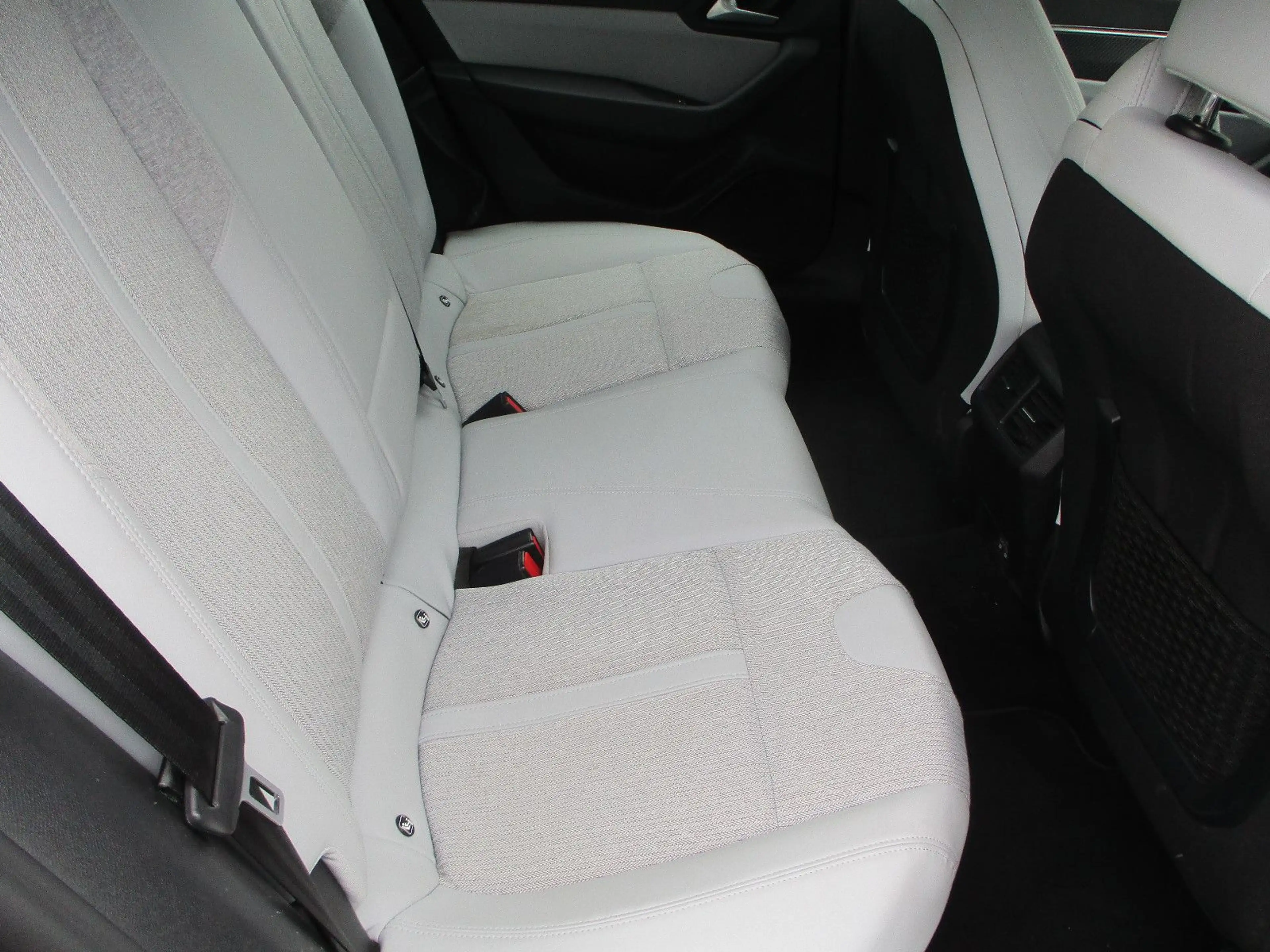 Peugeot 508 BlueHDi NAVI LEDER KAMERA LED SPURH TOTW AHK — photo 12