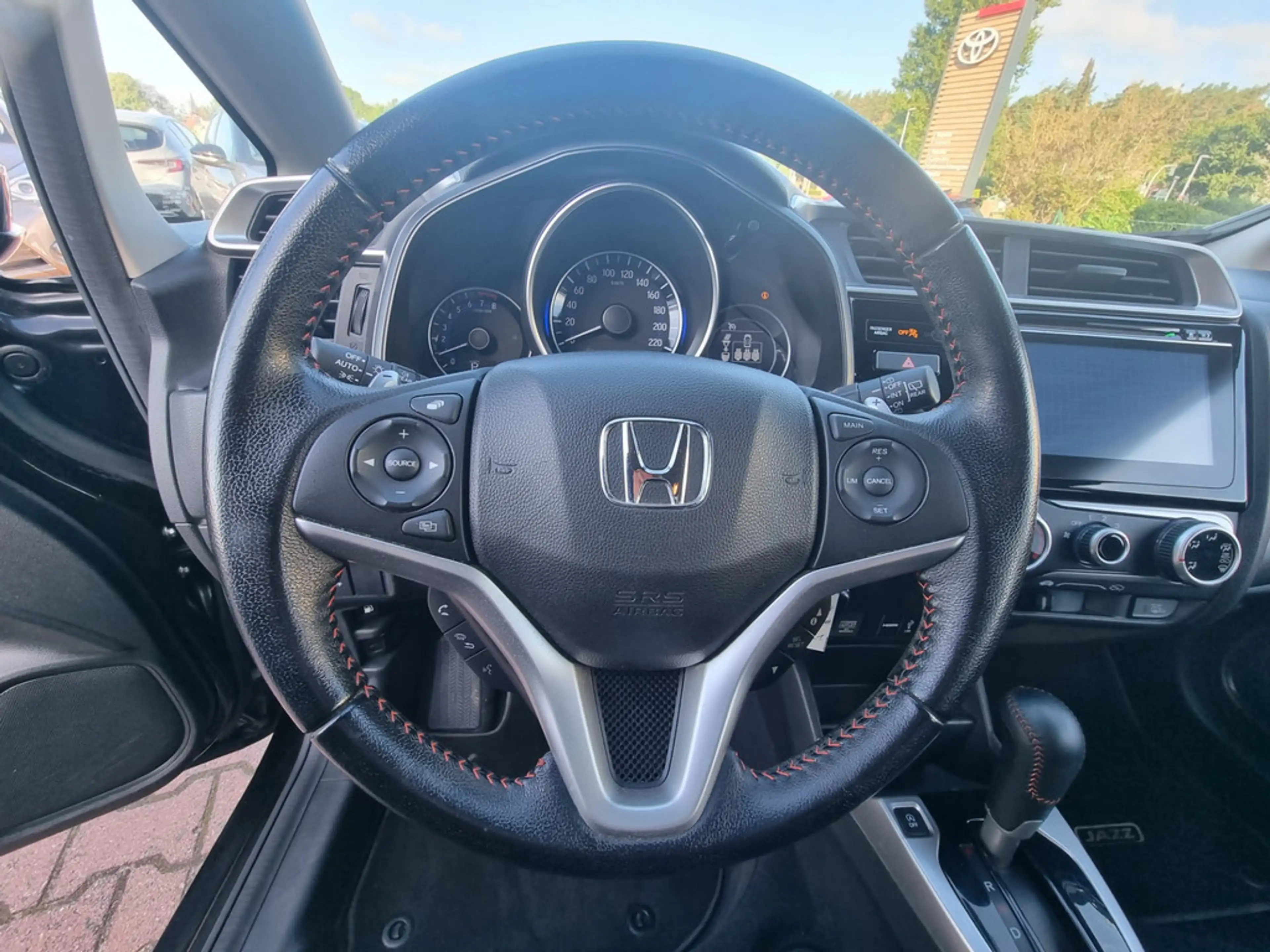 Honda Jazz 1.5 Dynamic — photo 14