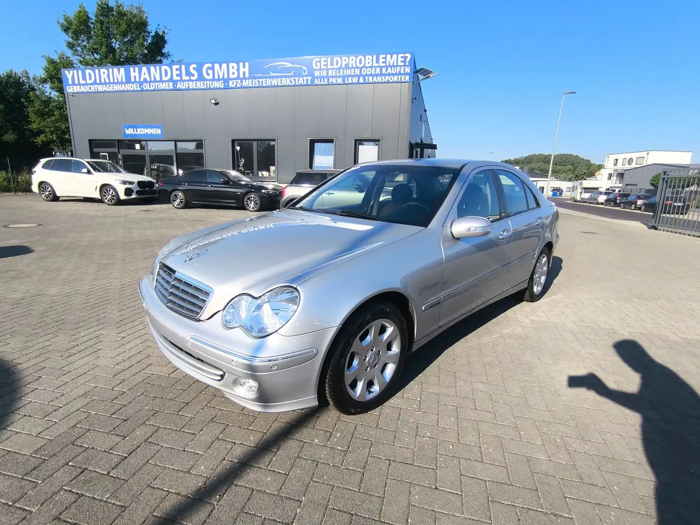 Mercedes-Benz C 200 AUTOMATIK,1 HAND,KLIMA,SITZHEIZUNG,PDC Silber - 1