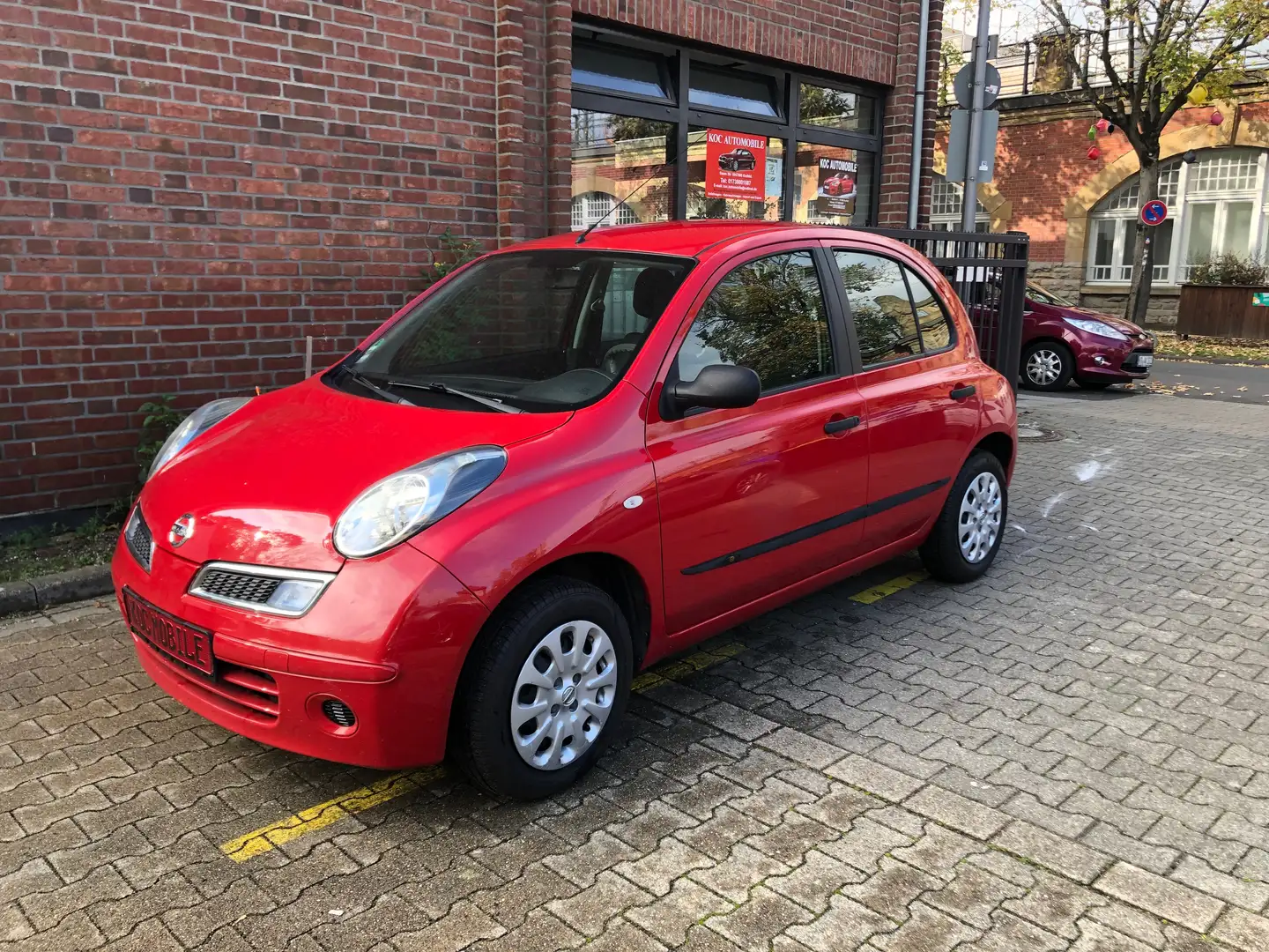 Nissan Micra 1.2Benzin Rot - 2