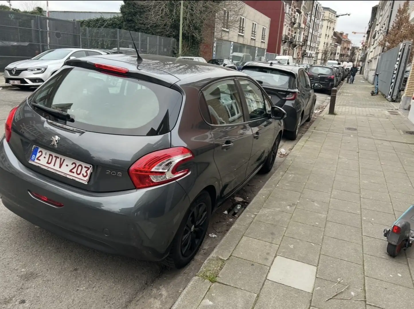 Peugeot 208 1.2i Access - 2