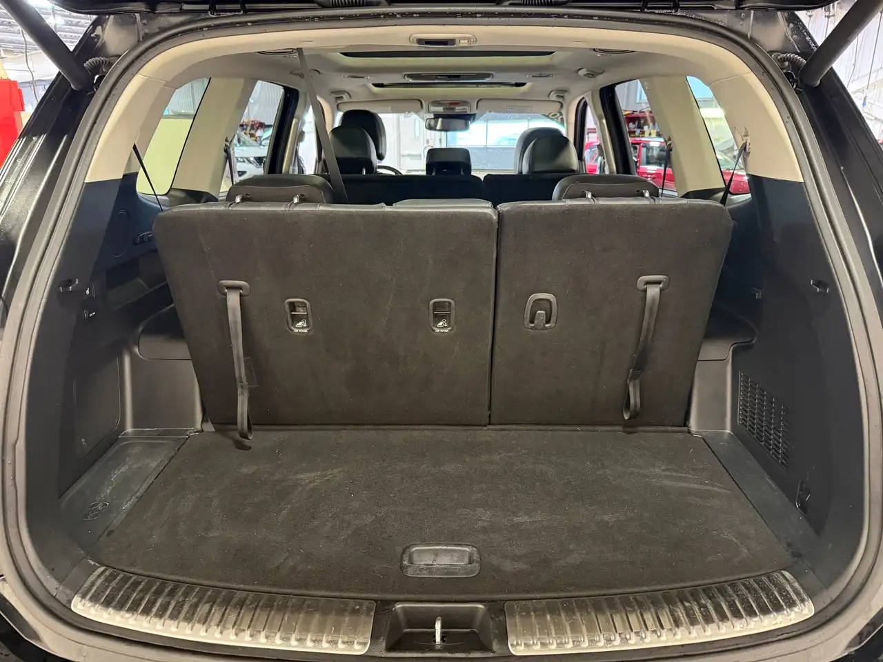 Kia Telluride снимка Kia Telluride