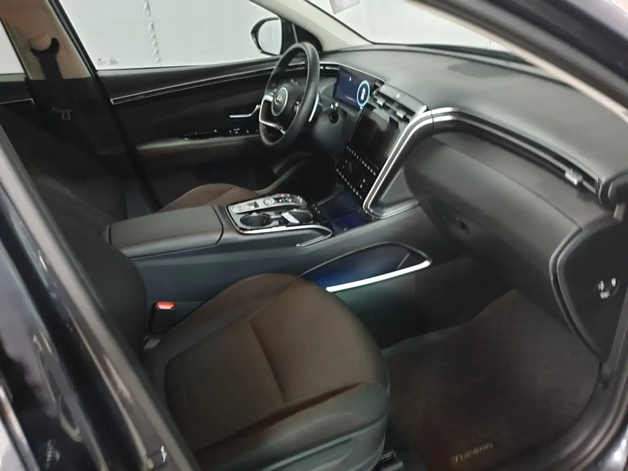 Hyundai TUCSON 1.6 T-GDi Feel 7DCT 13
