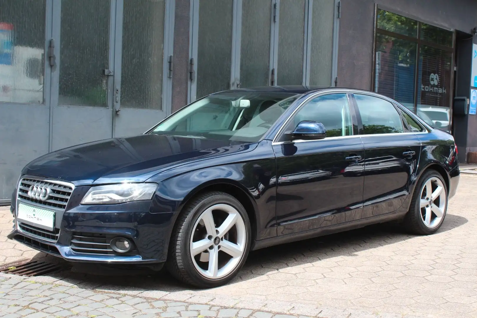 Audi A4 Lim. Ambiente Memo Leder Navi LED Multitronic Blau - 1