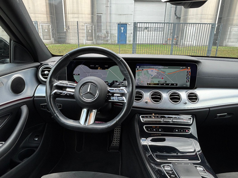Mercedes-Benz E 300 de  Limousine 2x AMG Night Paket Designo 19 — photo 8