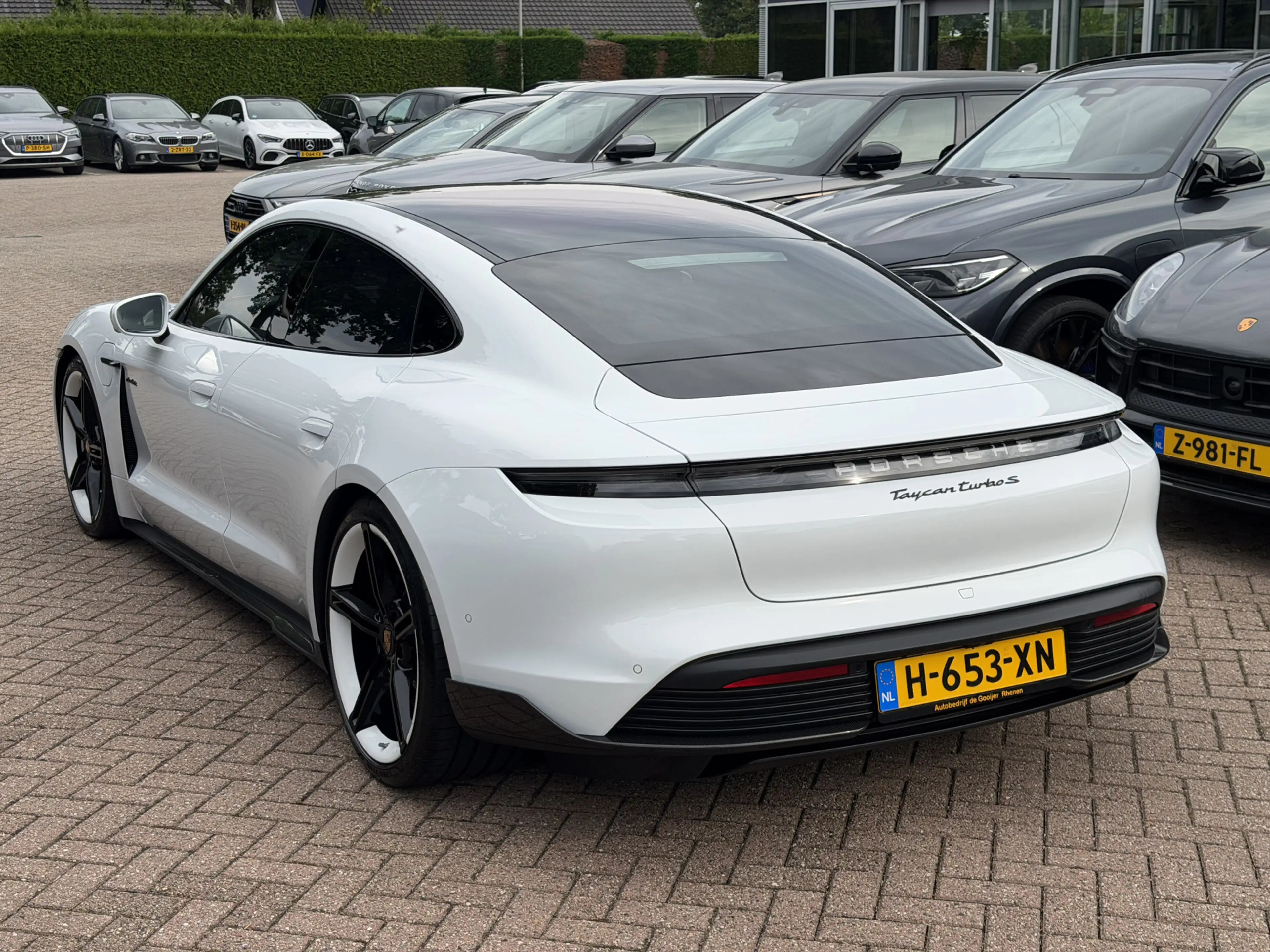 Porsche Taycan Turbo S 93 kWh / SoH 91,3% / Full option! / Panora — photo 7