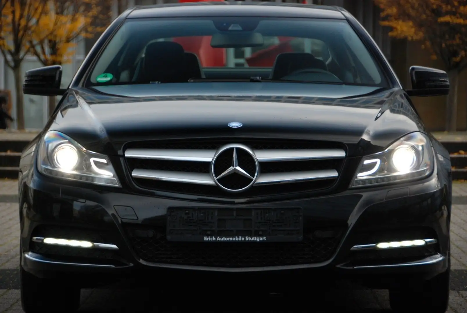 Mercedes-Benz C 180 CGI BlueEfficiency| BI-XENON| 2.HAND| NAVI Noir - 2