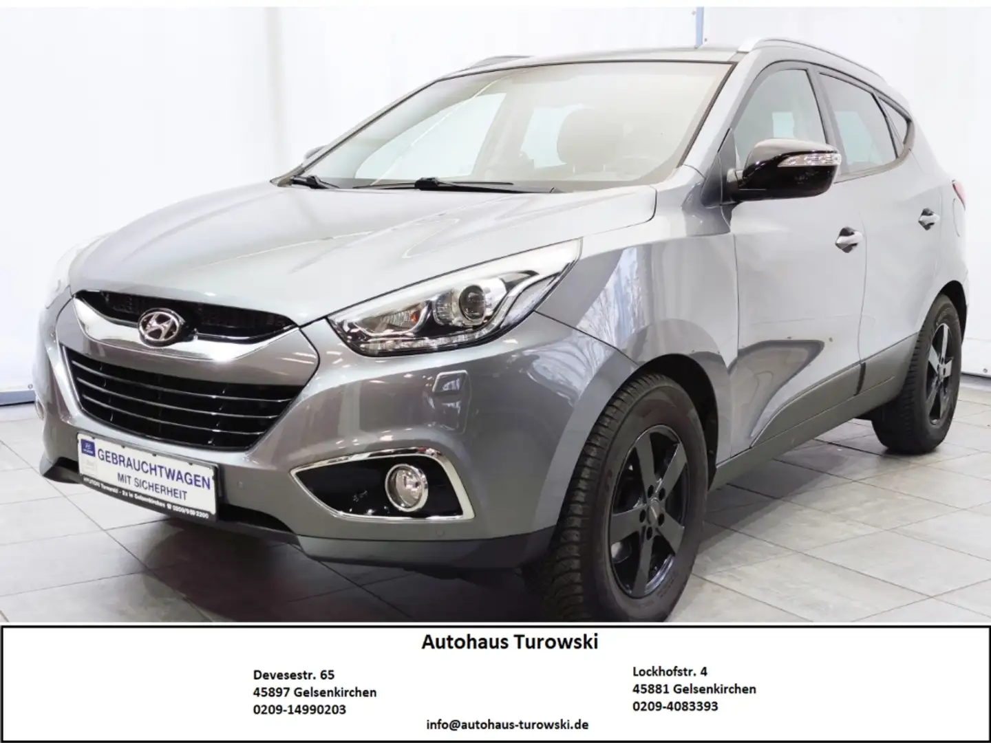 Hyundai iX35 Style 2,0 crdi 4WD Automatik Navi AHK Allw. Gris - 1