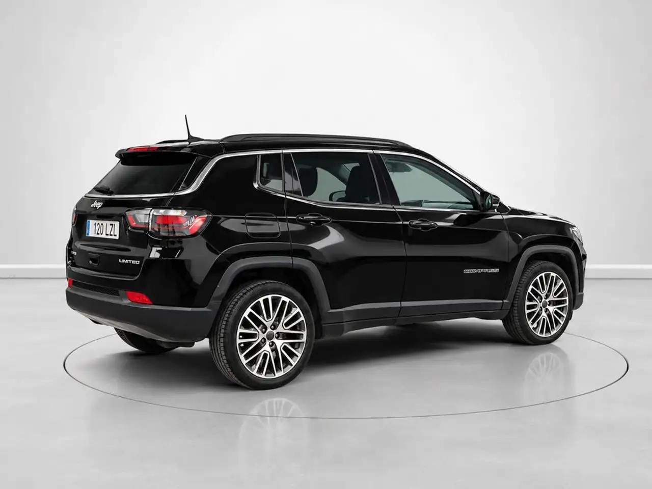 2022 Jeep Compass 1.6 Mjt Limited FWD, photograph 3