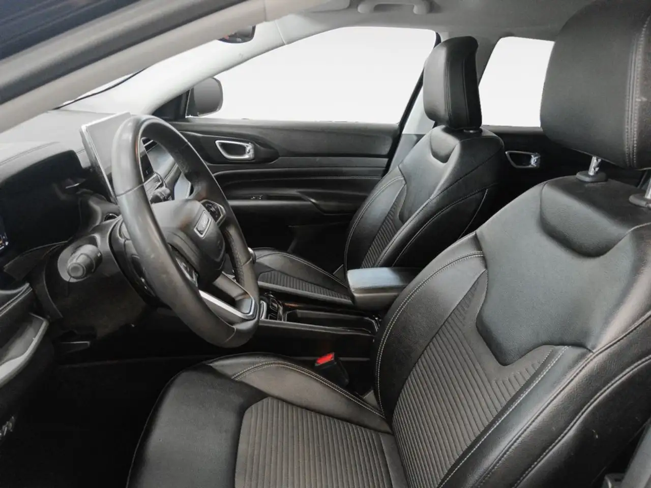 2022 Jeep Compass 1.6 Mjt Limited FWD, photograph 11