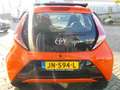 Toyota Aygo 1.0 VVT-i x-wave **OUTLET ACTIE MET BOVAG** Oranje - thumbnail 6