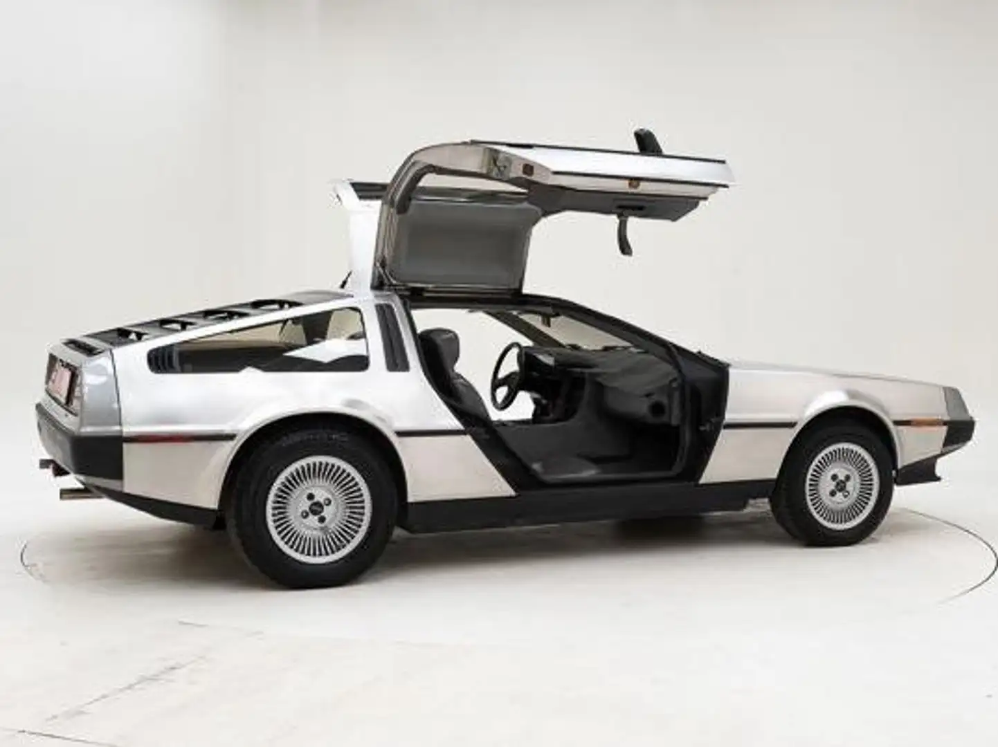 Delorean DMC-12 '81 CH04562 Silber - 2