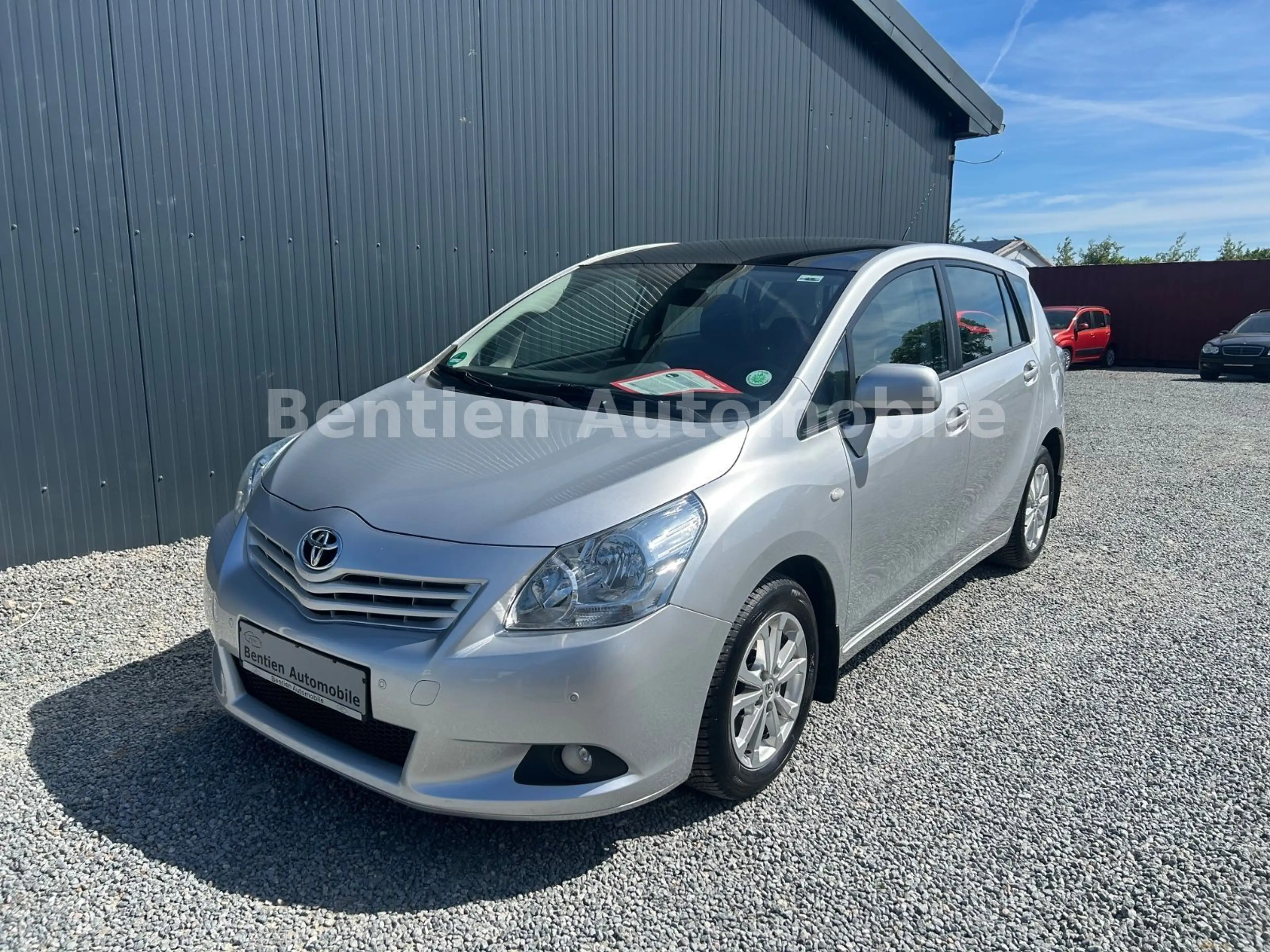 Toyota Verso Edition,Klimaautomatik,Alu,PDC — photo 2