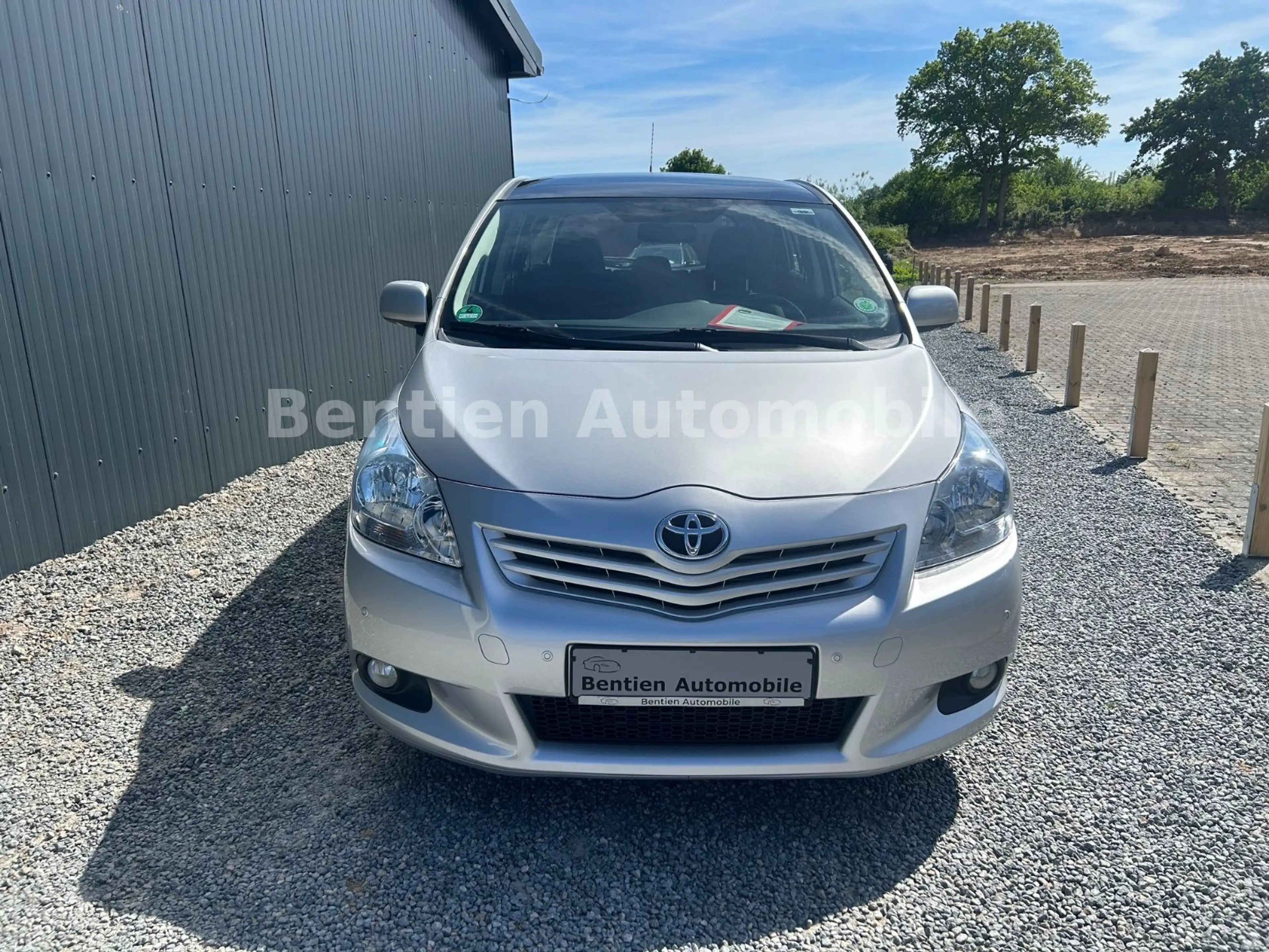 Toyota Verso Edition,Klimaautomatik,Alu,PDC — photo 3