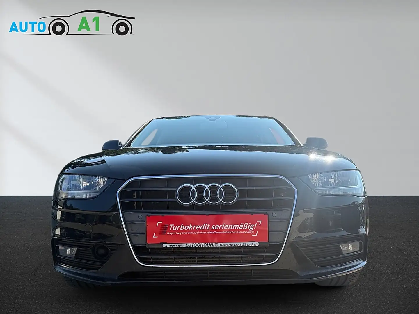 Audi A4 Schwarz - 2