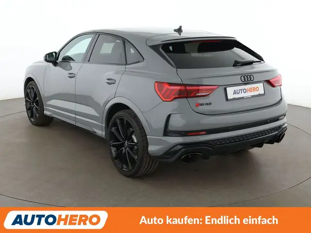 Audi RS Q3 view 4