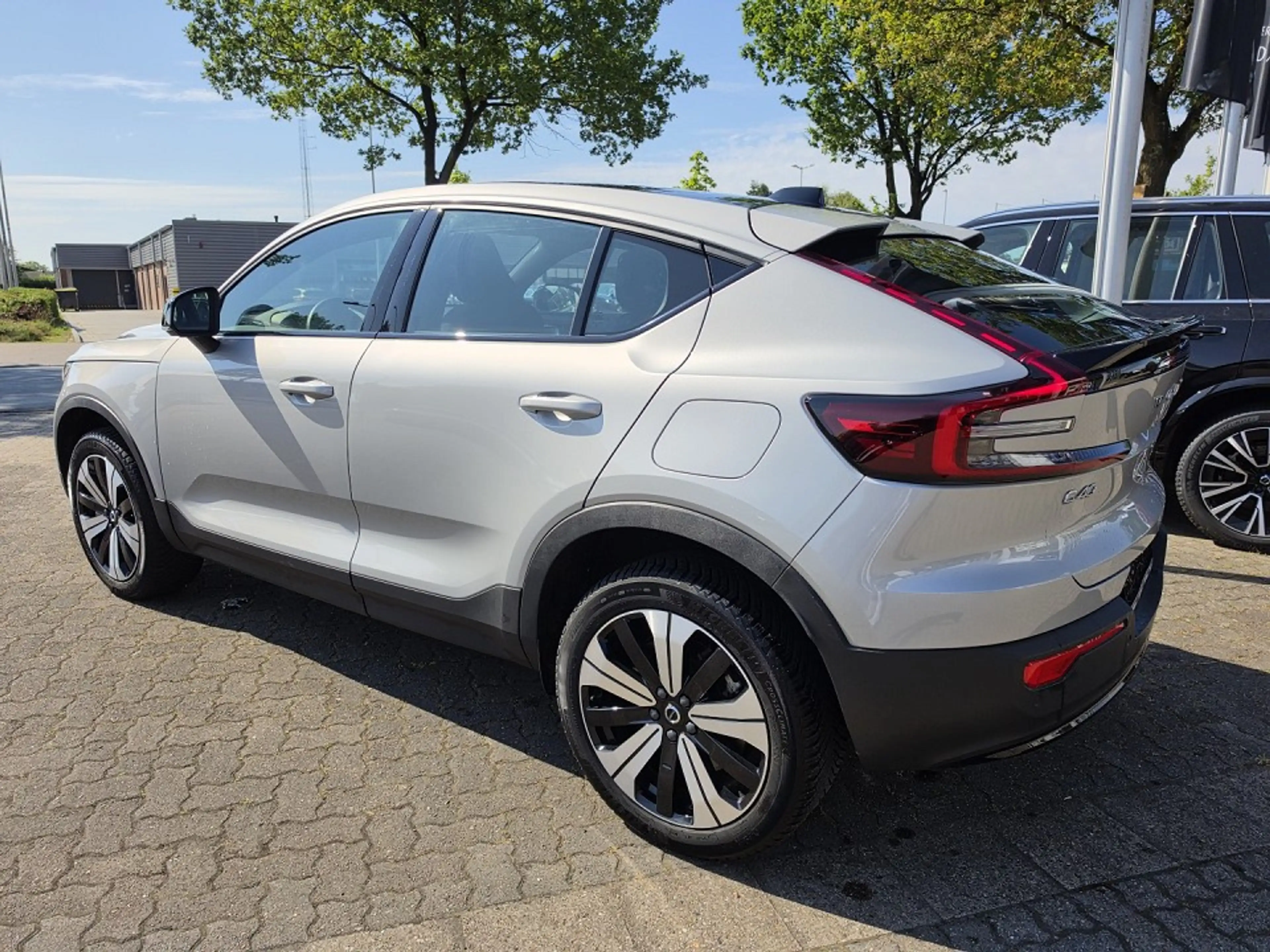Volvo C40 Recharge (231 PS) AT|69KWH|Core|Google|AHK — photo 2