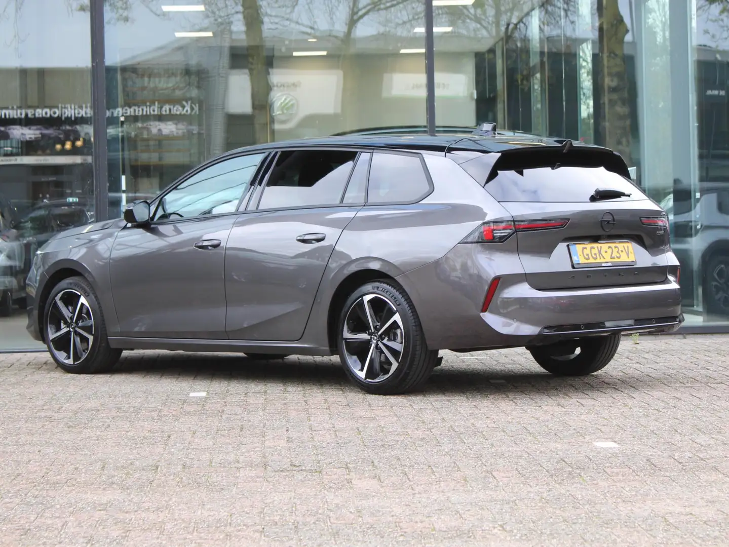 Opel Astra Sports Tourer 1.2 Turbo Hybrid GS Automaat | Navi Grijs - 2