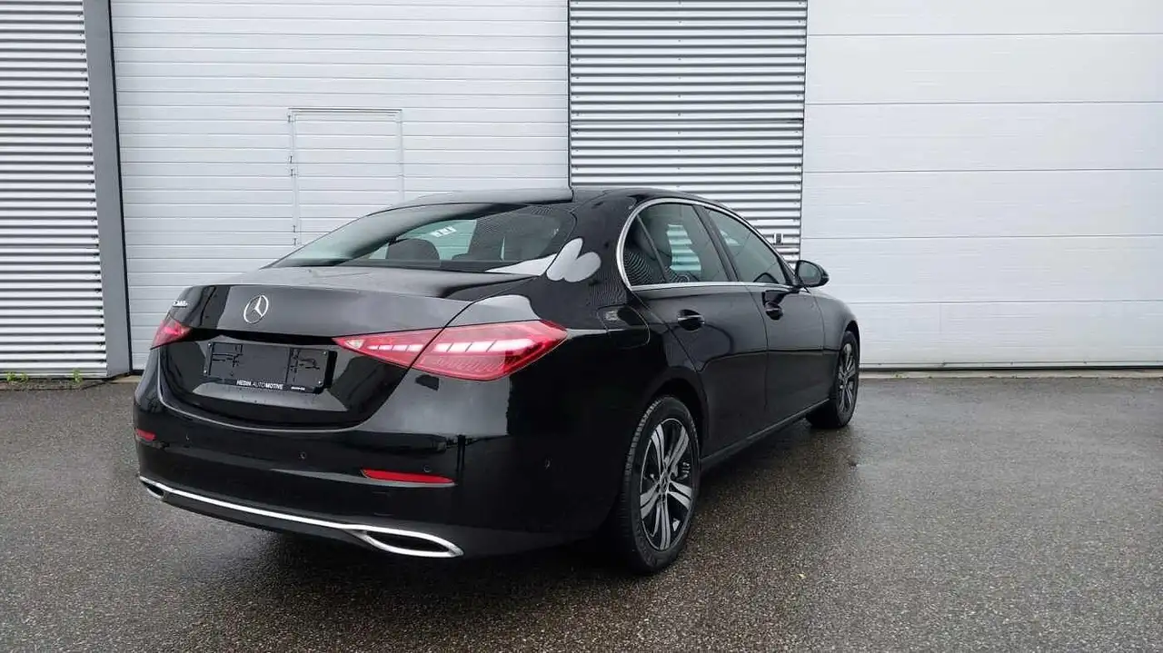 Mercedes-Benz C 300 2024
