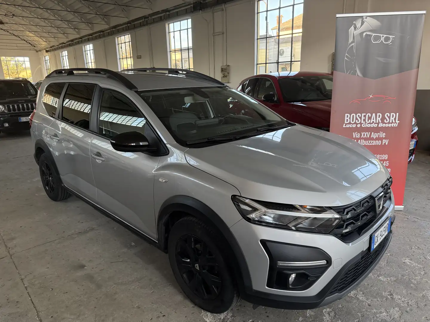 Dacia Jogger 1.0 tce Extreme Gpl 100cv Argent - 1