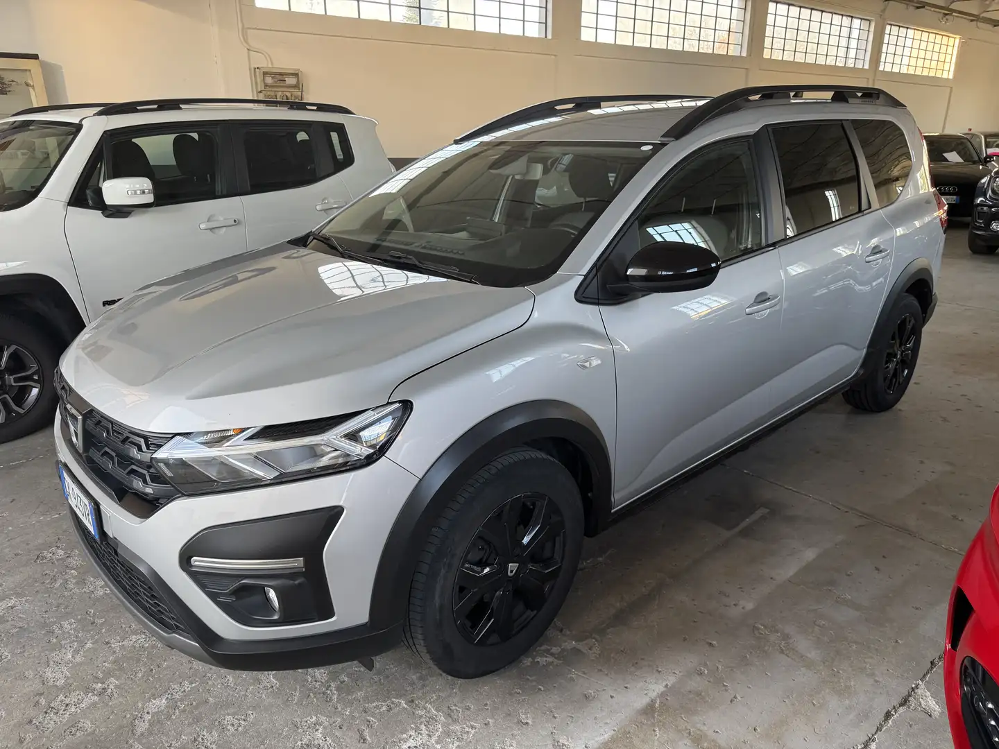 Dacia Jogger 1.0 tce Extreme Gpl 100cv Argent - 2