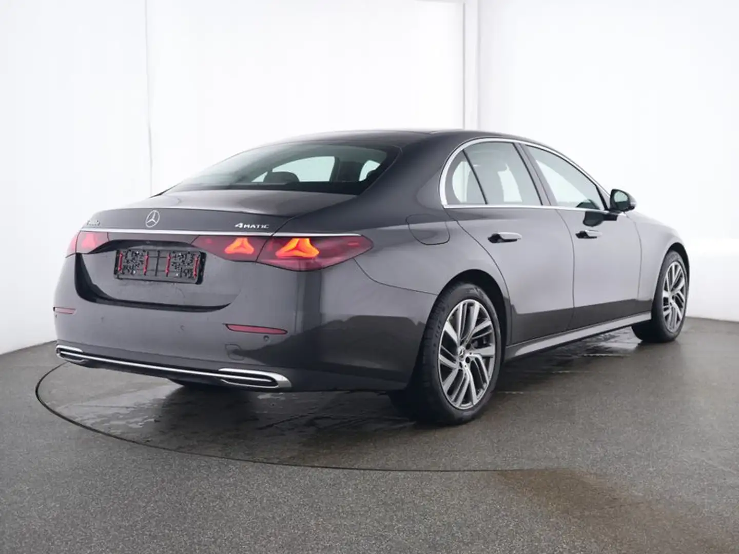 Mercedes-Benz E 400 e 4M *Avantgarde AHK Memory Digital 360° Gris - 2