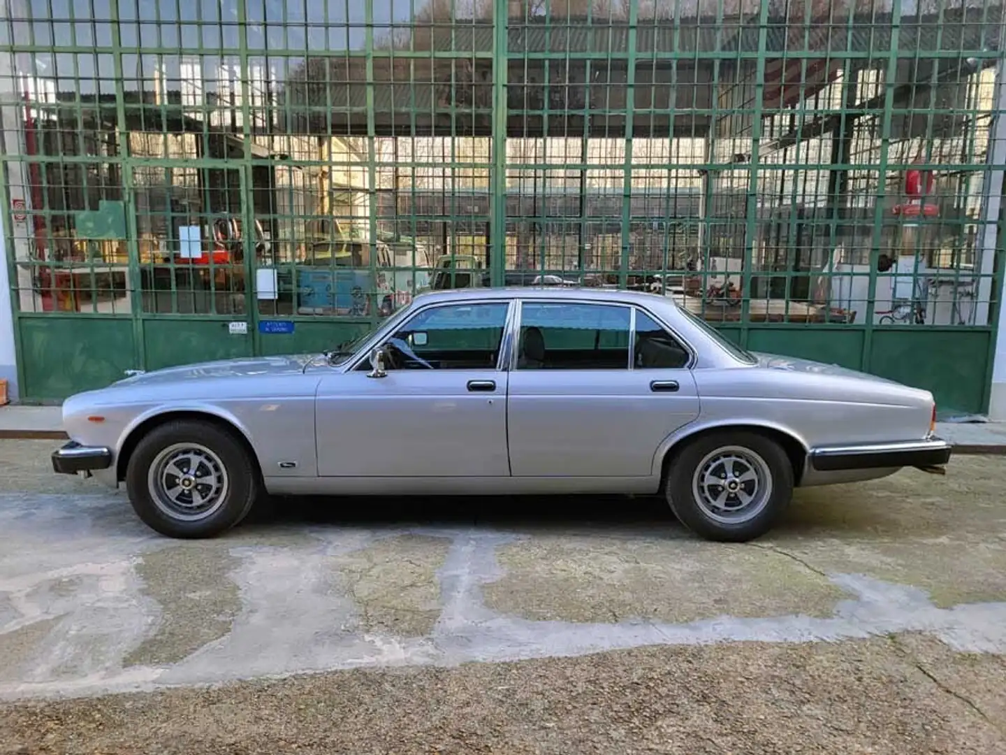 Jaguar XJ XJ6 4.2 III Serie Silber - 2
