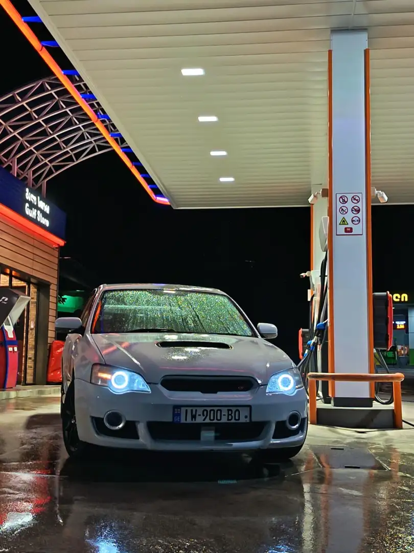 Subaru Legacy 2.0 turbo - 2
