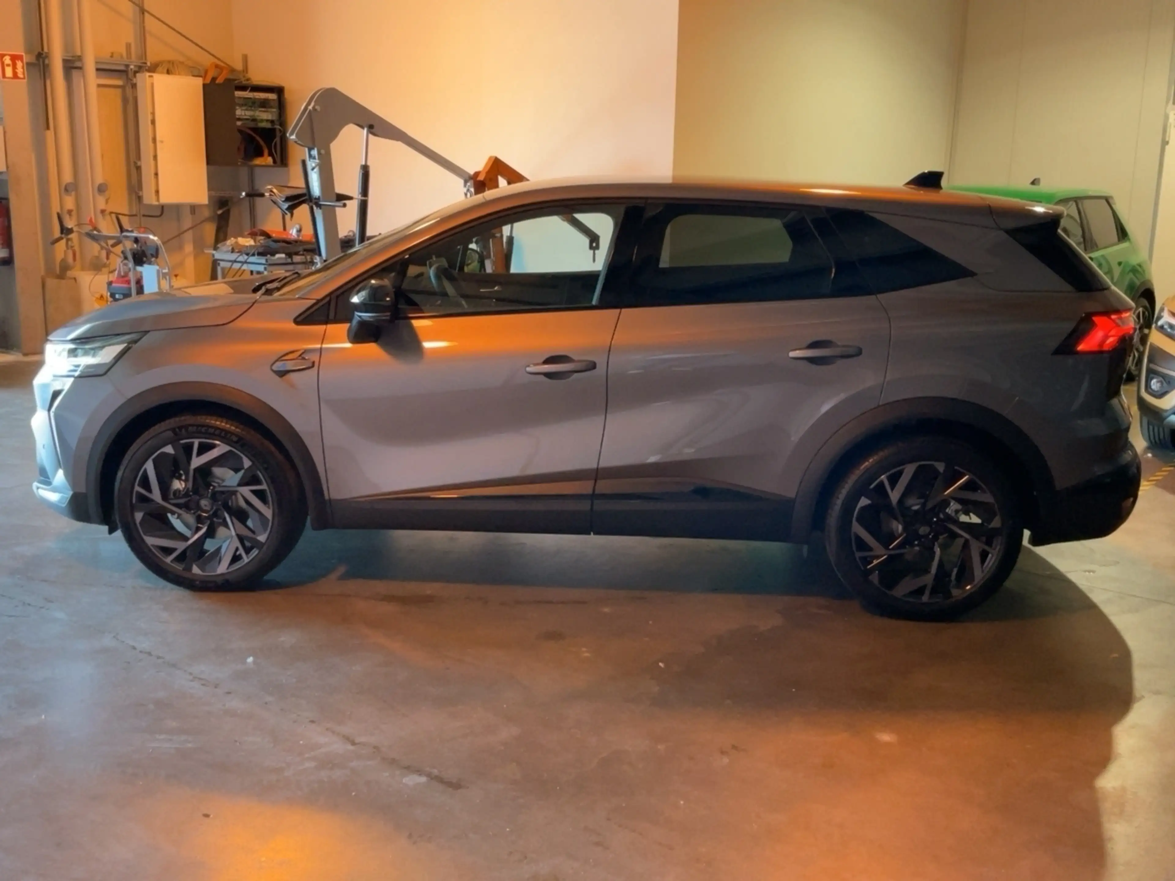 Renault Symbioz 145 E-Tech Full Hybrid Esprit Alpine — photo 2