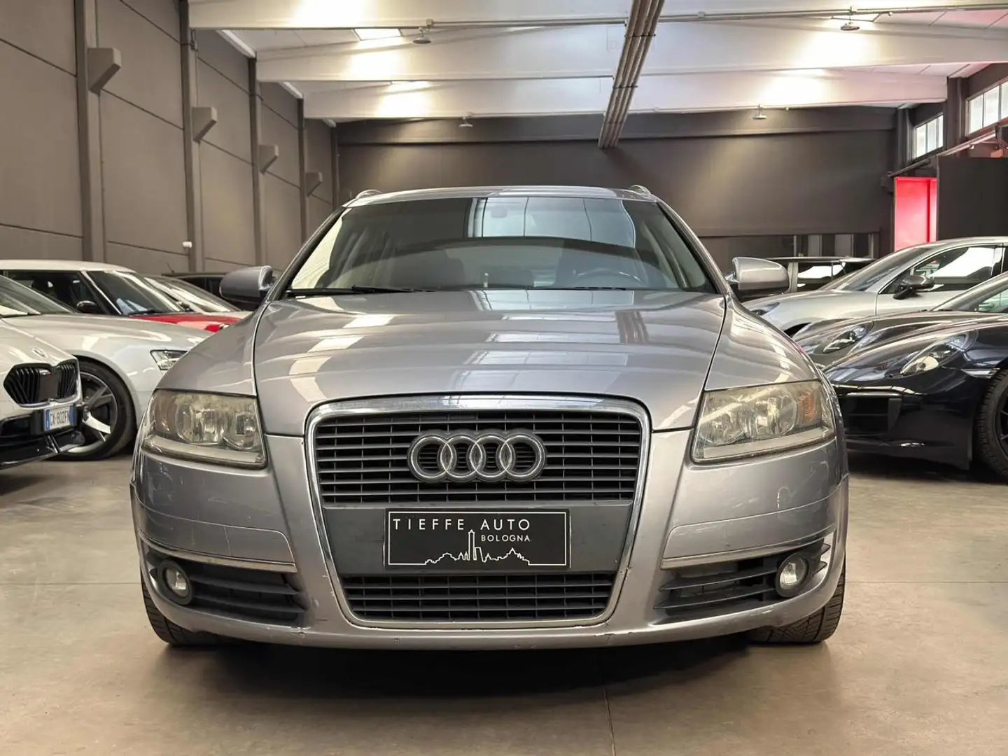 Audi A6 2.7 V6 TDI Av. Grigio - 2