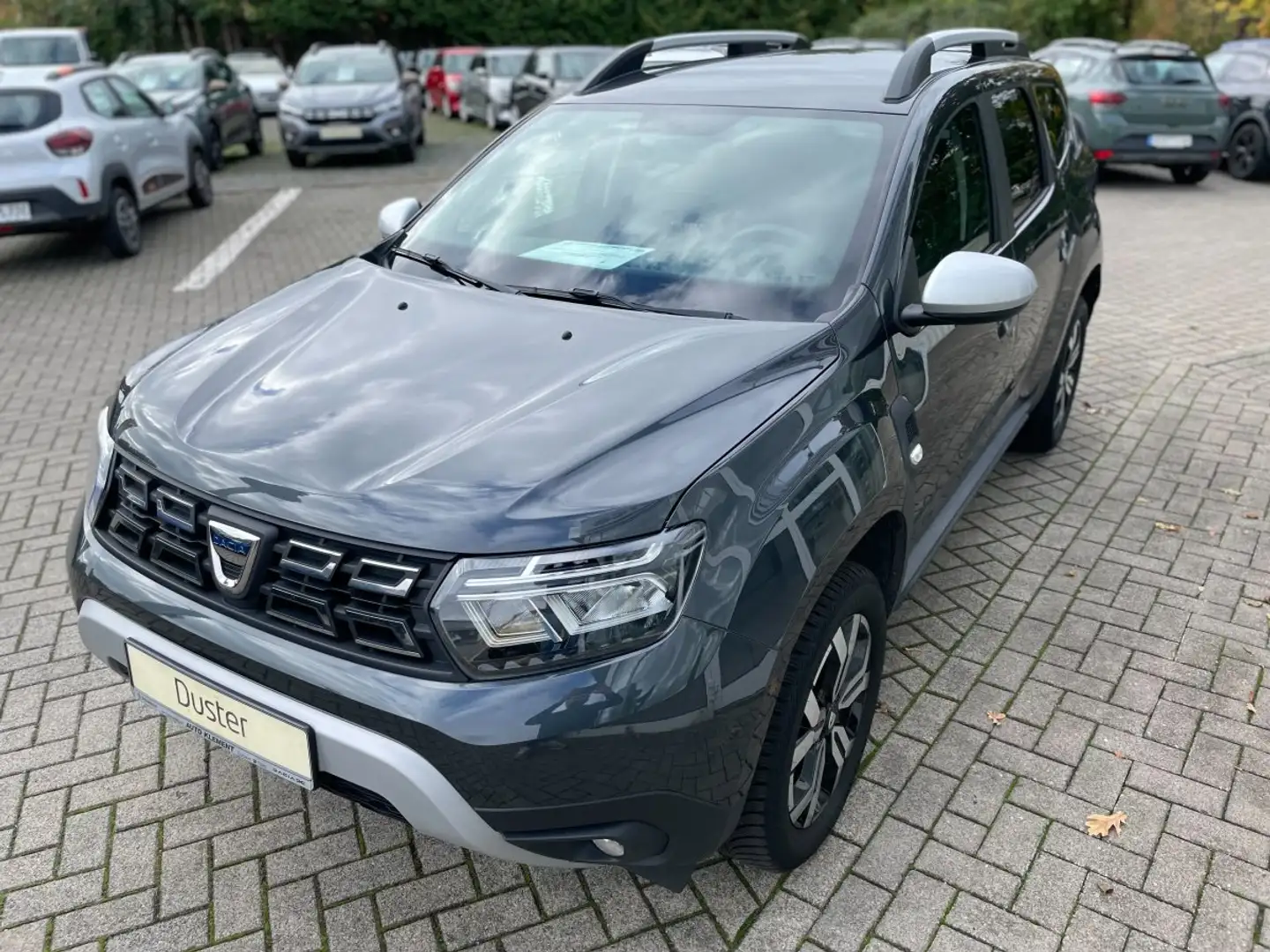 Dacia Duster Prestige TCe 130 1.Hand, Kamera, Klimaautom., Sitz Grau - 2