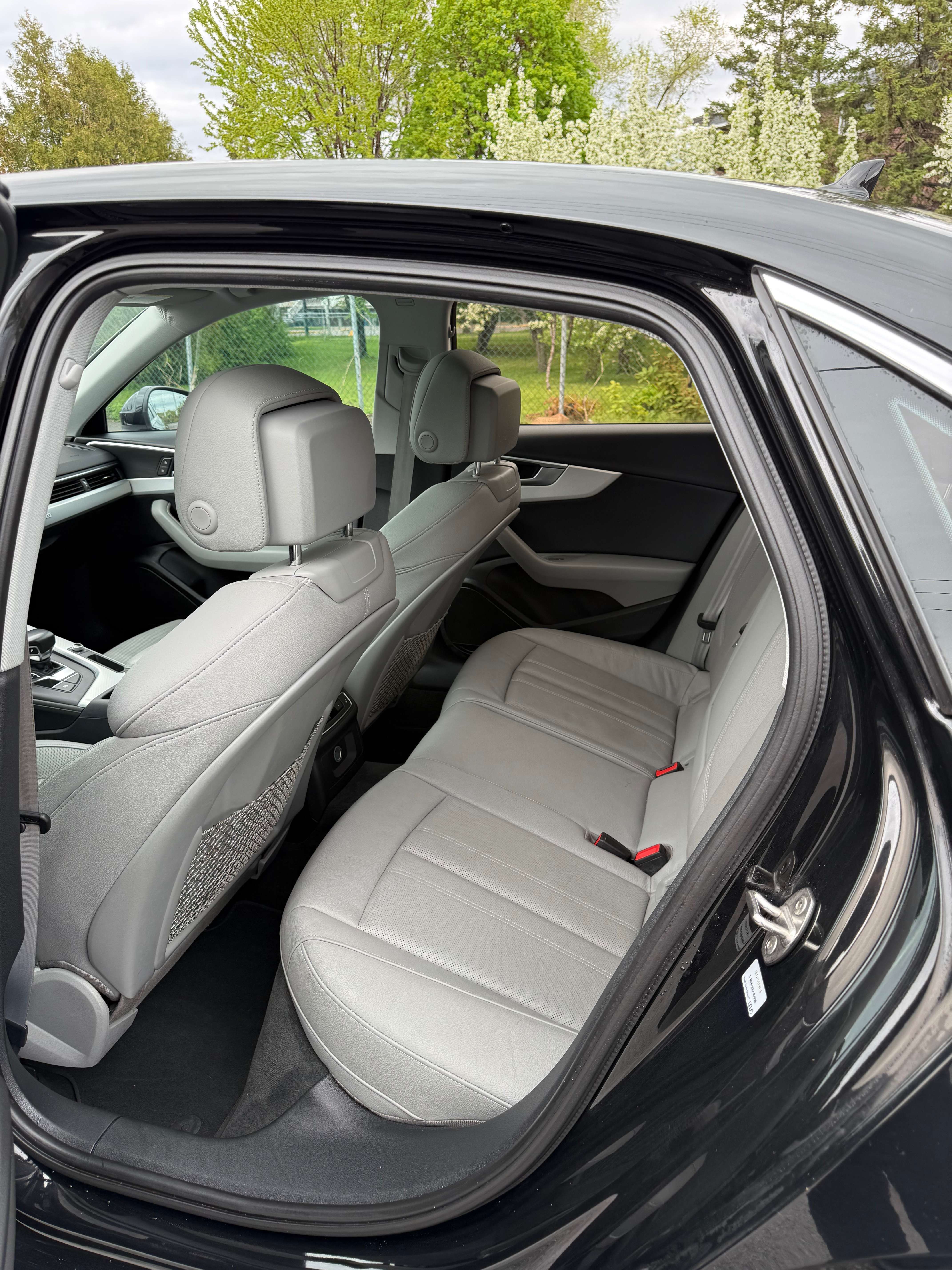 2017 Audi A4 Progressiv thumb 8