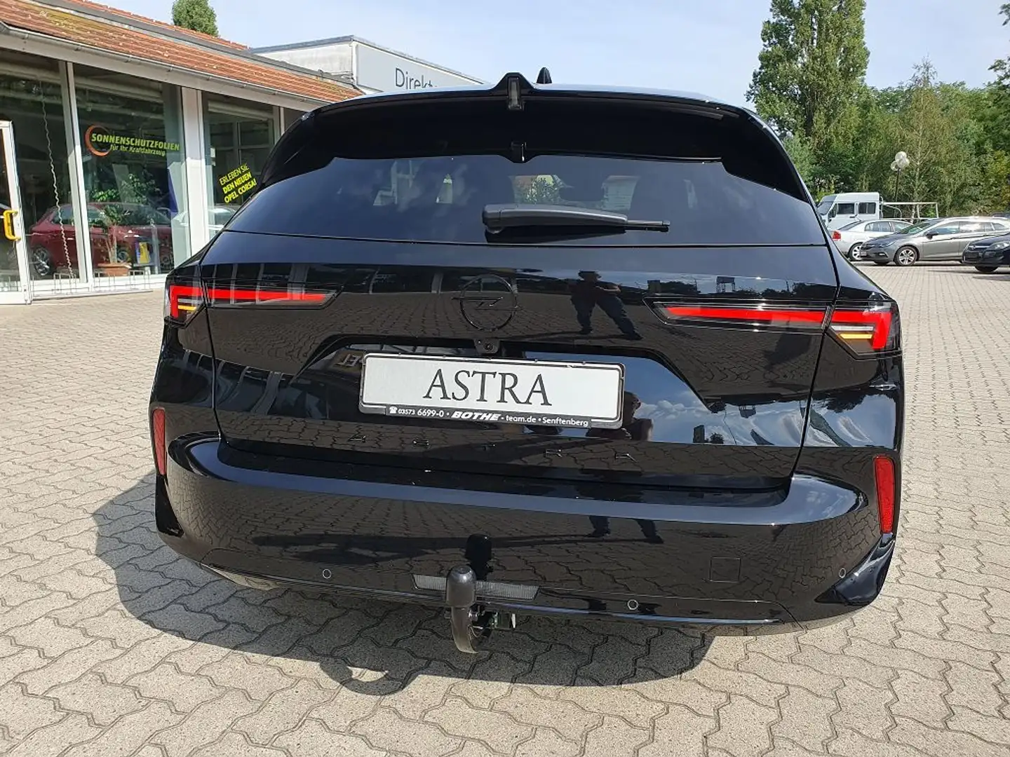 Opel Astra Sports Tourer 1.2 Turbo GS Zwart - 2