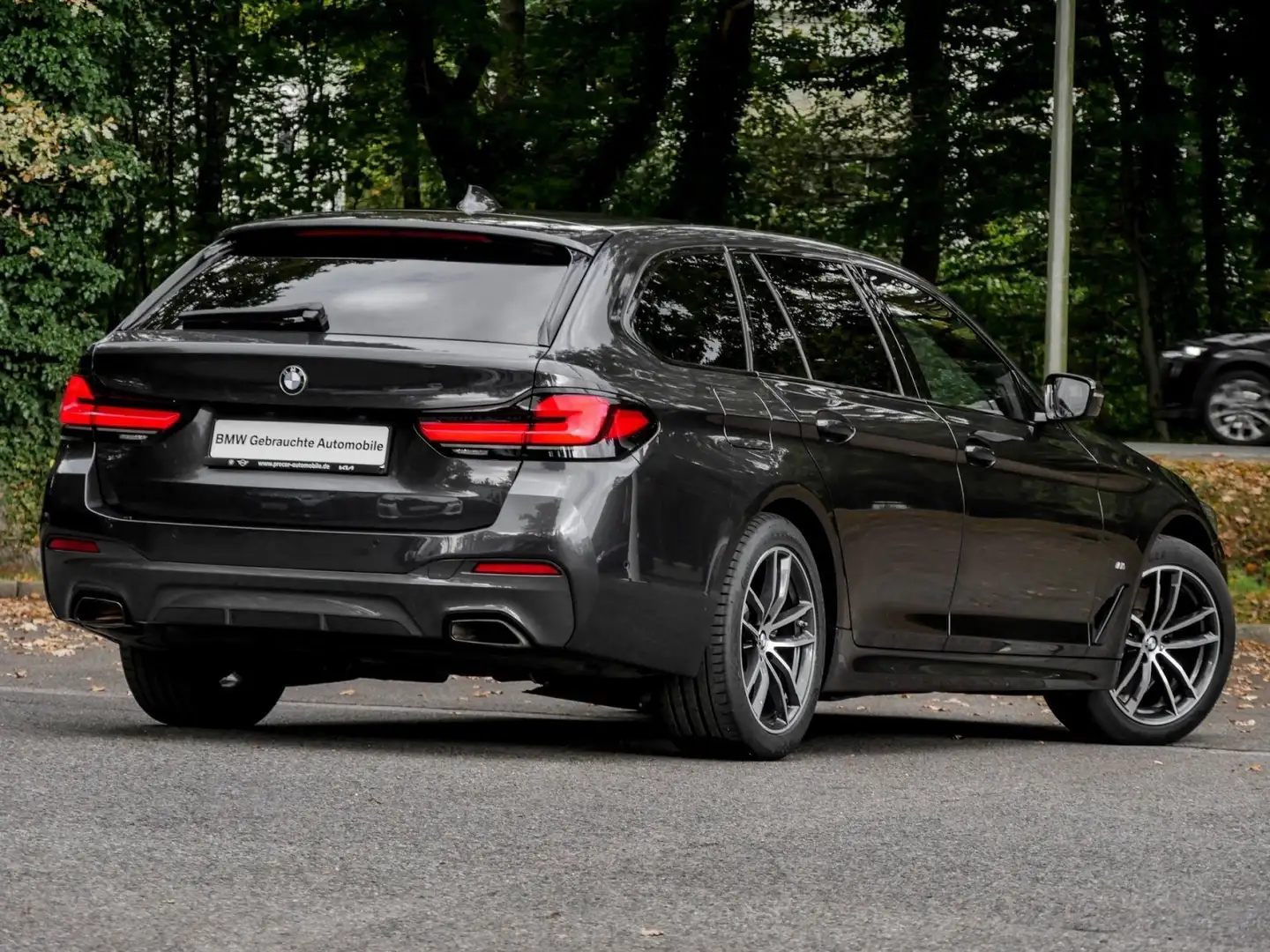 BMW 520 d M SPORT+LC PROF+DRIVING ASS.+ADAP. FAHRWERK+MEMO Gris - 2