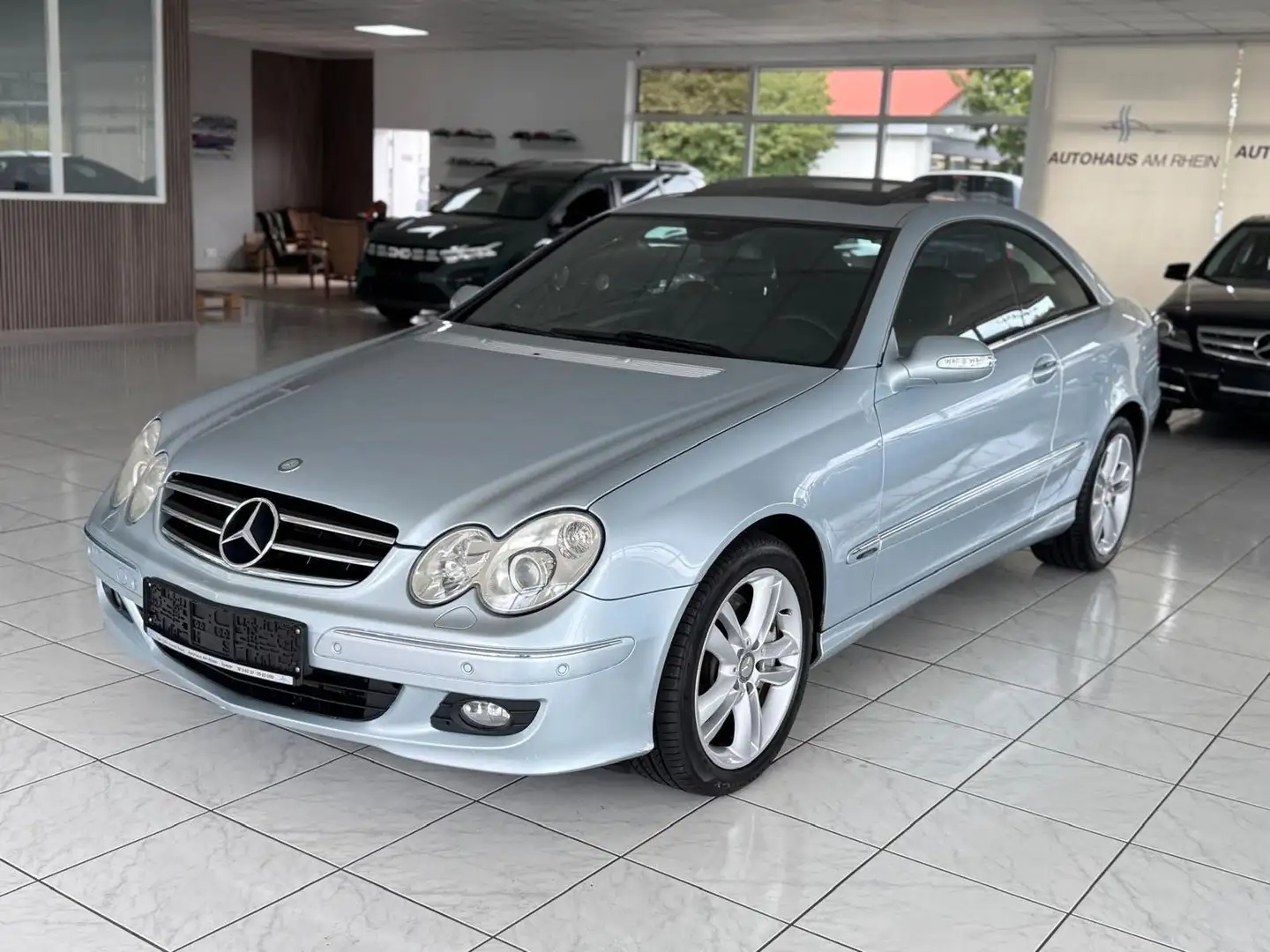 Mercedes-Benz CLK 350 +Schiebedach+Automatik+Klima+Tempomat Серебристый - 2