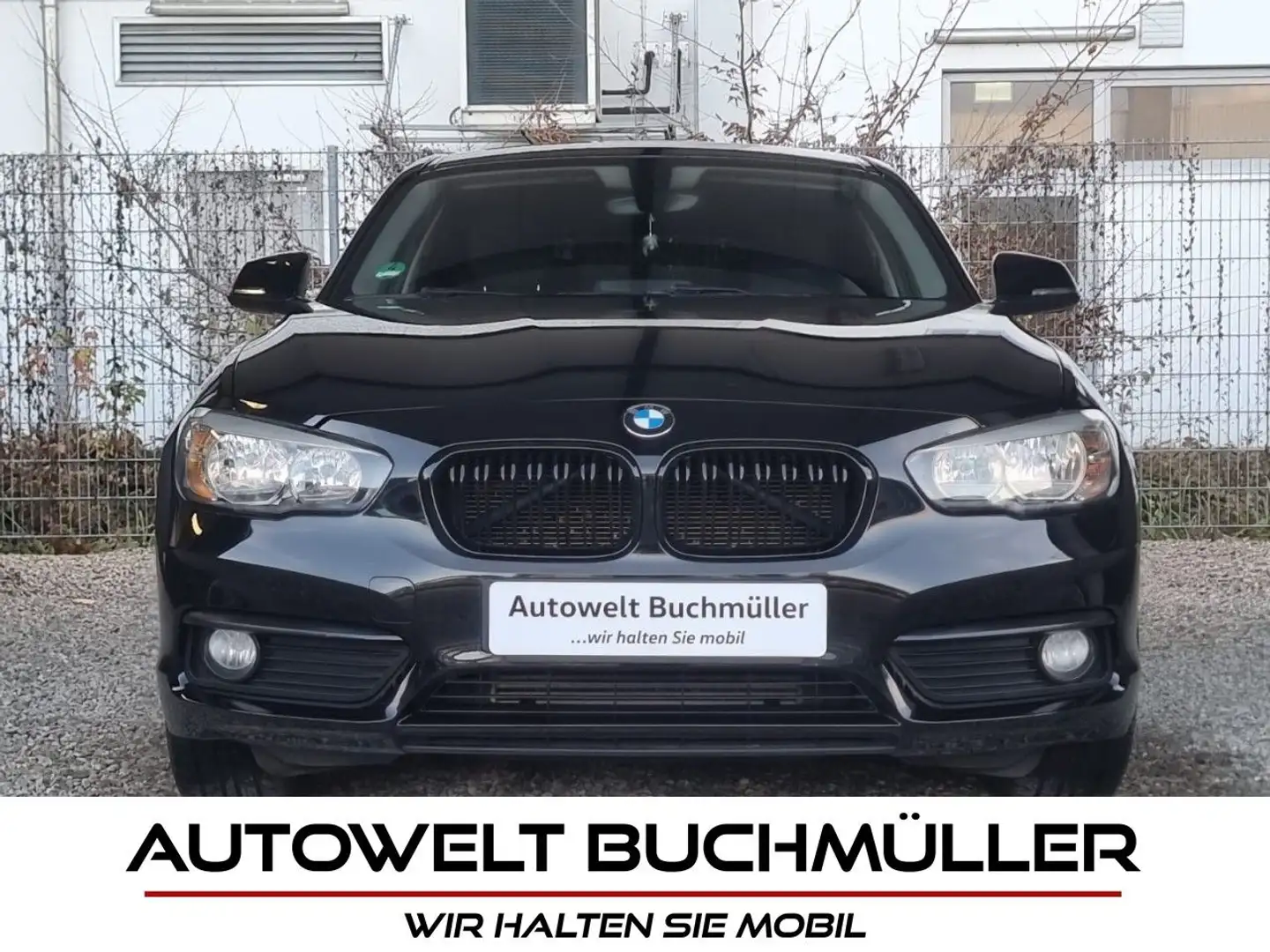 BMW 118 i,6 Gang,KLIMAAUTOMA,SITZHEIZUNG,TEMPOMAT,PDC Zwart - 1